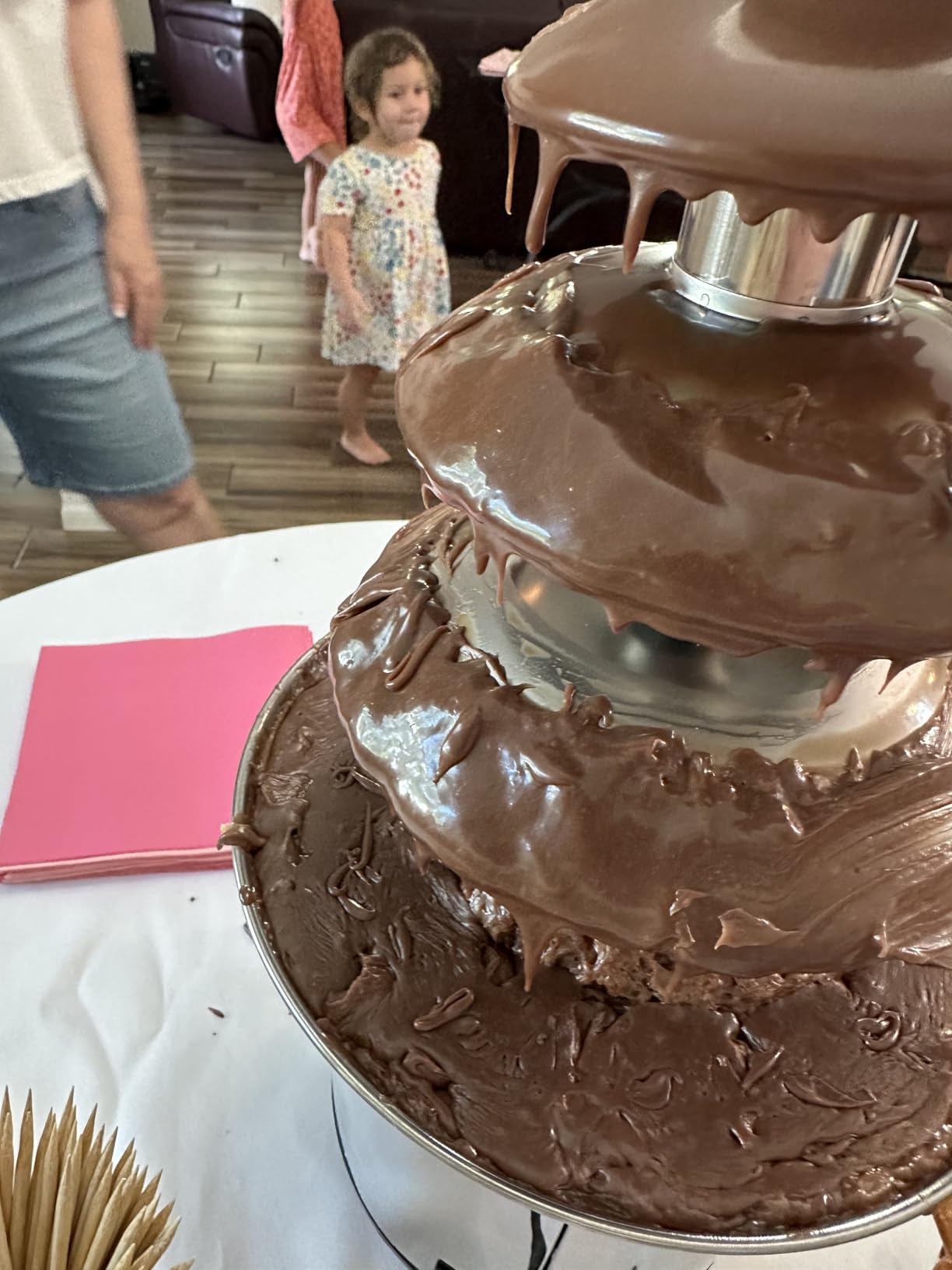 Chocolate Fountain Machine Electric Chocolate Fondue Fountain Machine 4 Tier Stainless Steel 4-Pound Capacity for Chocolate, Butter, Cheese customer photo 2