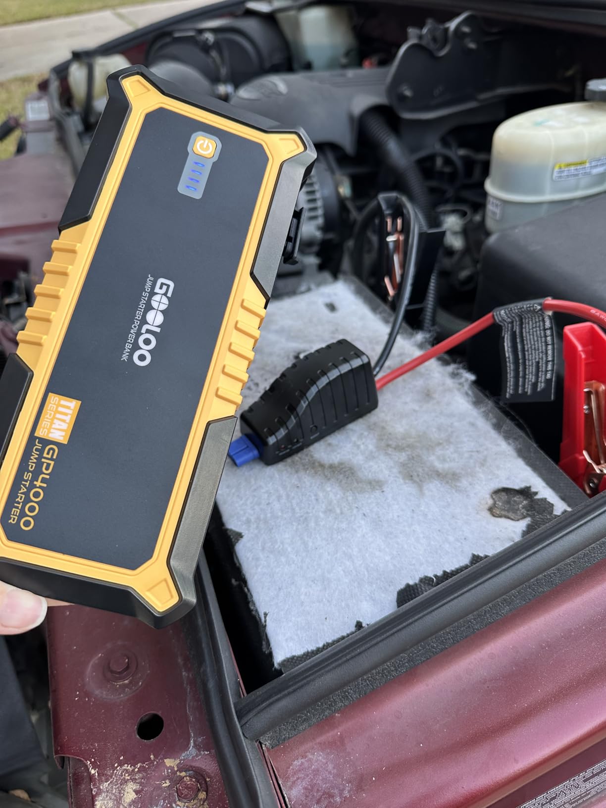 GOOLOO GP4000 Jump Starter 4000A Peak Car Starter (All Gas up to 10.0L Diesel Engine) SuperSafe 12V Lithium Jump Box, Auto Battery Booster Pack, Portable Power Pack with USB Quick Charge and Type C Port customer photo 1