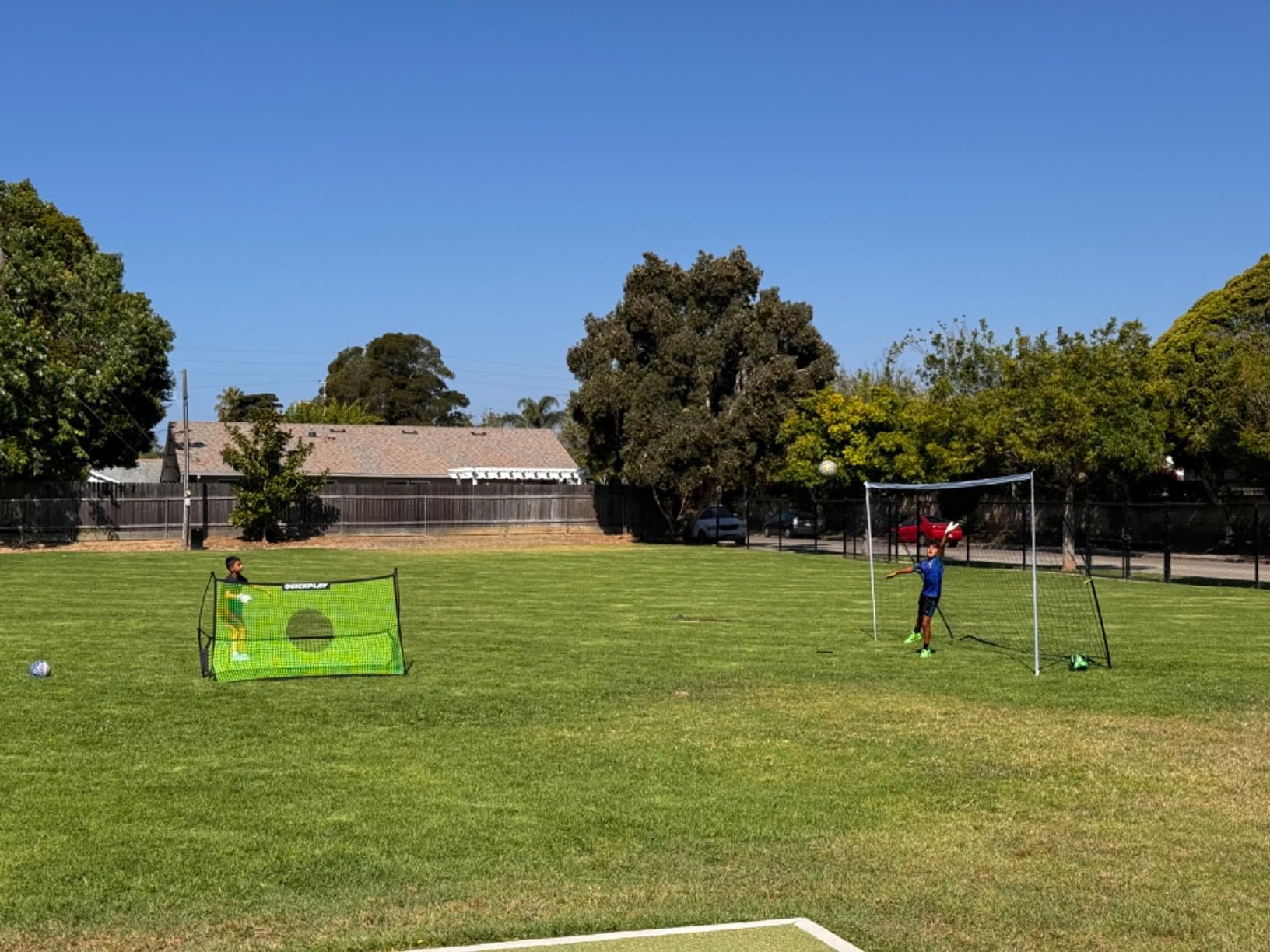 QUICKPLAY TEKKERS TRAINER Soccer Rebounder, 6.5x4' Spot & 6.5x1.5ft Ground Pass Nets, Alloy Steel, Fiberglass, Black, Green, Portable | Twin rebound nets, Portable steel frame, Turf, court & indoor customer photo 2
