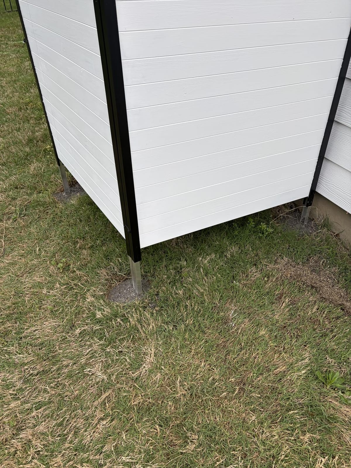Enclo Richmond Privacy Screen, Cedar Wood, DIY No Dig Screen Kit | 3.5ftH x 3ftW, 2 Panels, AC Unit Privacy Fence, EC18008 customer photo 2
