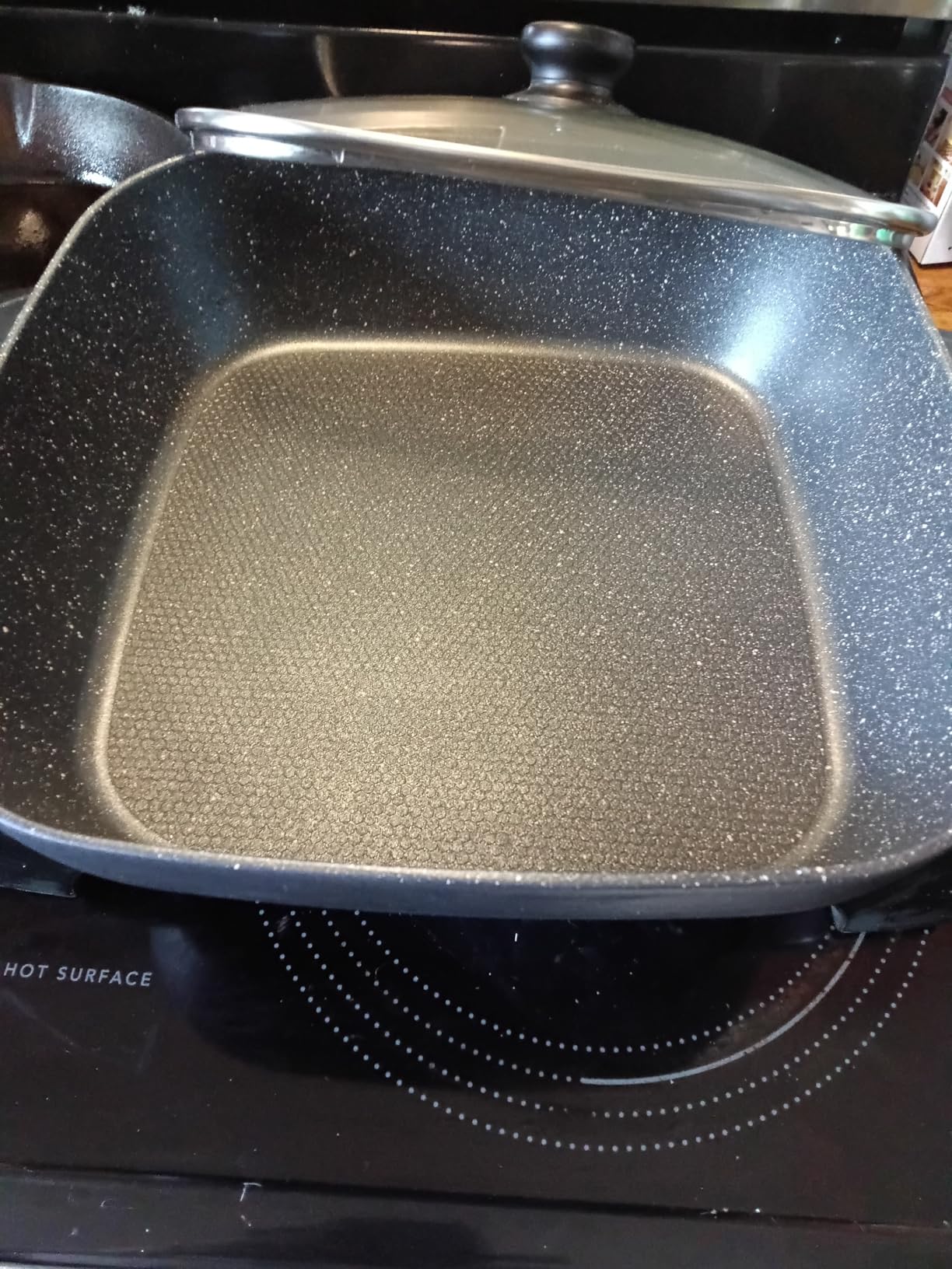 Elite Gourmet EG-6203# Non-Stick Electric Skillet, 10.5Qt, Black | Pour Spout, Glass Vented Lid, Long-Lasting, 200-400°F Adjustable Temp, Dishwasher Safe, Serves 6-8 - Extra-Deep 16
