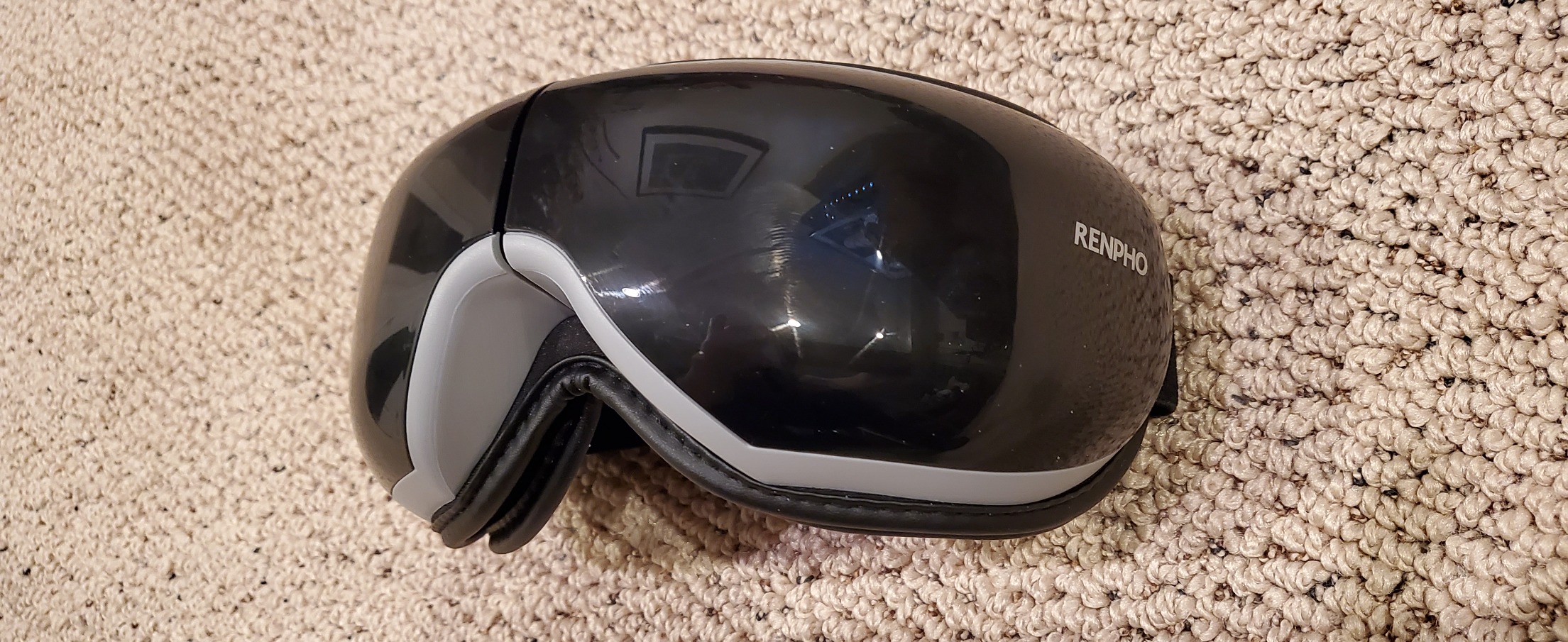 RENPHO Eyeris 1 Eye Massager with Heat, Sleep Mask with Remote Control | Vibration & Compression for Eye Strain and Head Tension, Bluetooth Music, FSA Eligible HSA, Blue customer photo 1