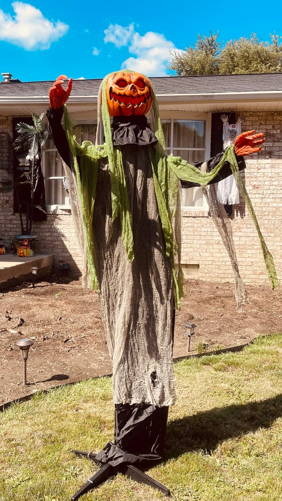 6 Ft Animated Halloween Root of Evil Prop customer photo 2