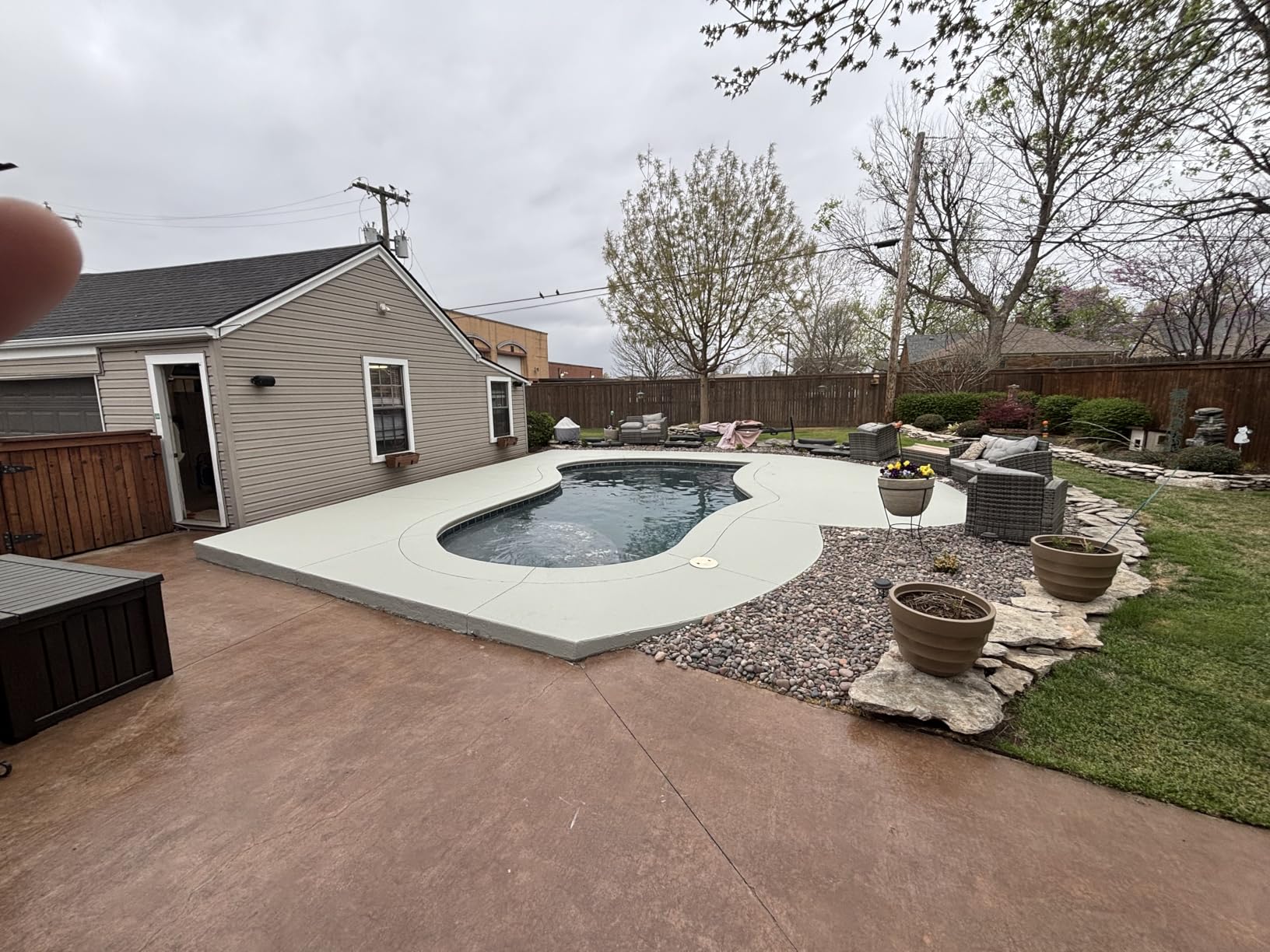 Pool Patch Pool Deck Paint Coating 2 Gallon - UV Resistant Cool Coating for Pool Decks customer photo 2