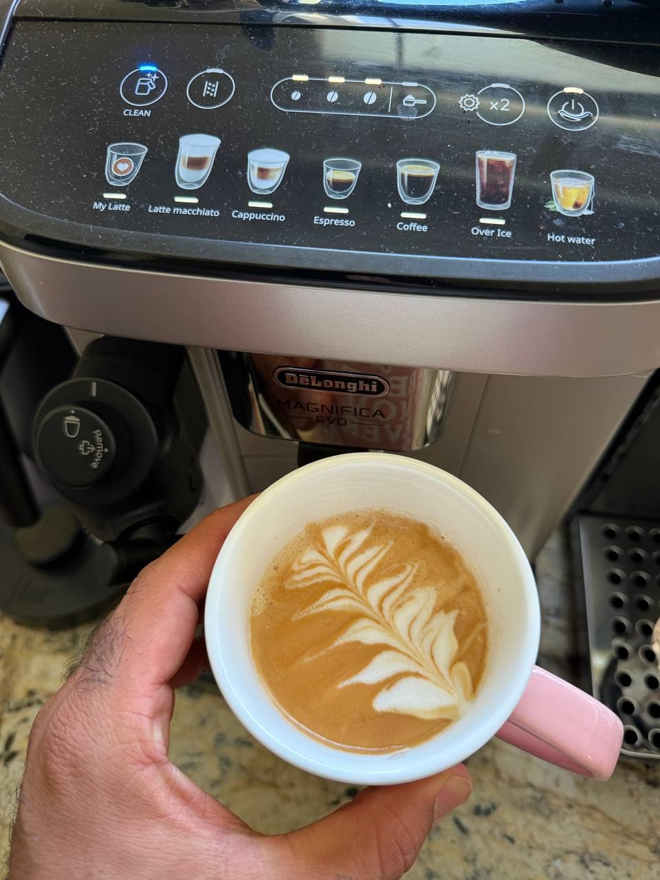 De'Longhi Magnifica Evo Automatic Espresso Machine, Milk Frother, Silver | 7 One-Touch Recipes, Built-In Grinder, Personalized Signature Drink customer photo 2