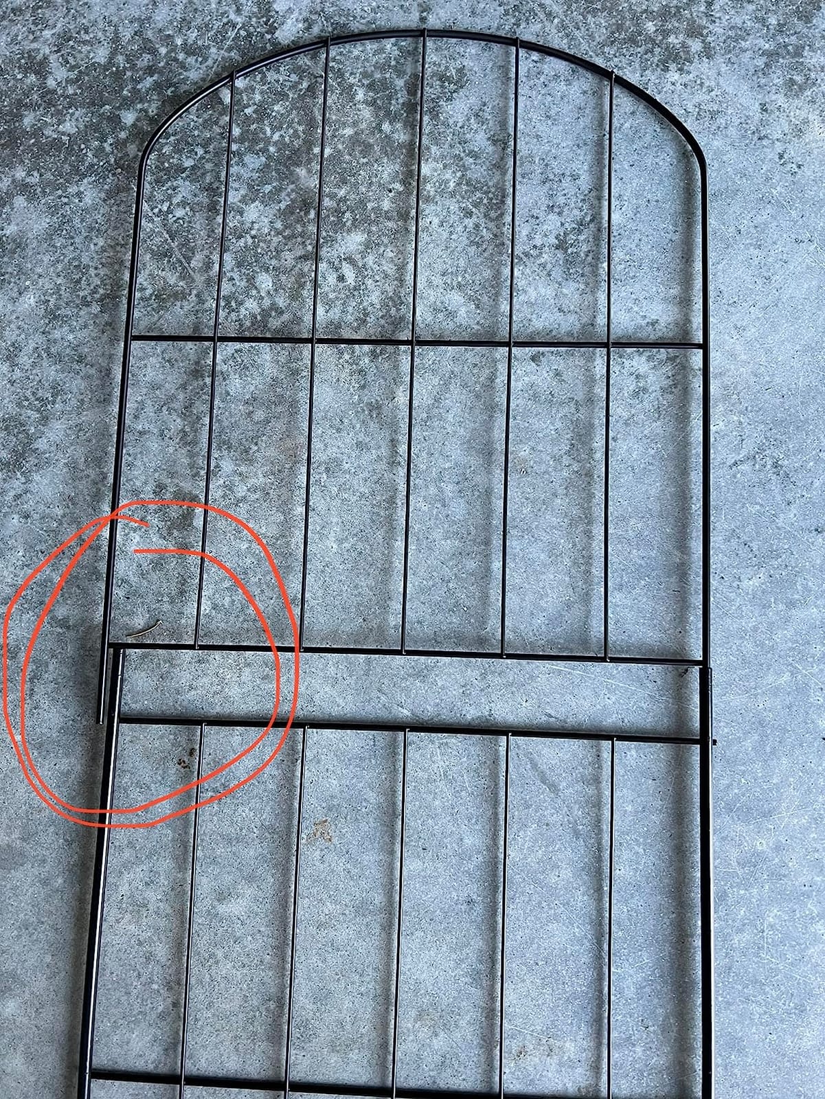 Decorative Garden Fence Fencing 36in (H) x 10ft (L) Animal Barrier for Dog | Rustproof Metal Wire Panel Border, Flower Edging for Yard Landscape Patio Outdoor Decor, Arched customer photo 2