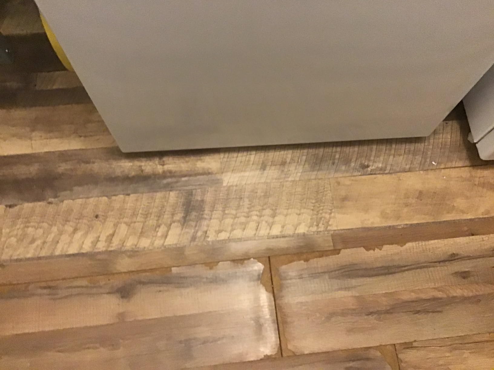 Livelynine 15.8x394 Wood Floor Contact Paper Waterproof Peel and Stick Wood Adhesive Paper for Furniture Desk Table Kitchen Countertop Covers Stick on Accent Wall Panels Rustic Vinyl Flooring Roll customer photo 2