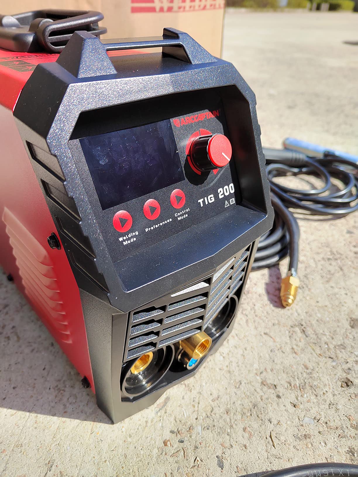 ARCCAPTAIN TIG Welder 200A, High Frequency 110v/220v Dual Voltage TIG/Stick/Arc 2 in 1 Welder LED Digital Display Welding Machine with 2T/4T Function and Tungsten Electrode customer photo 1