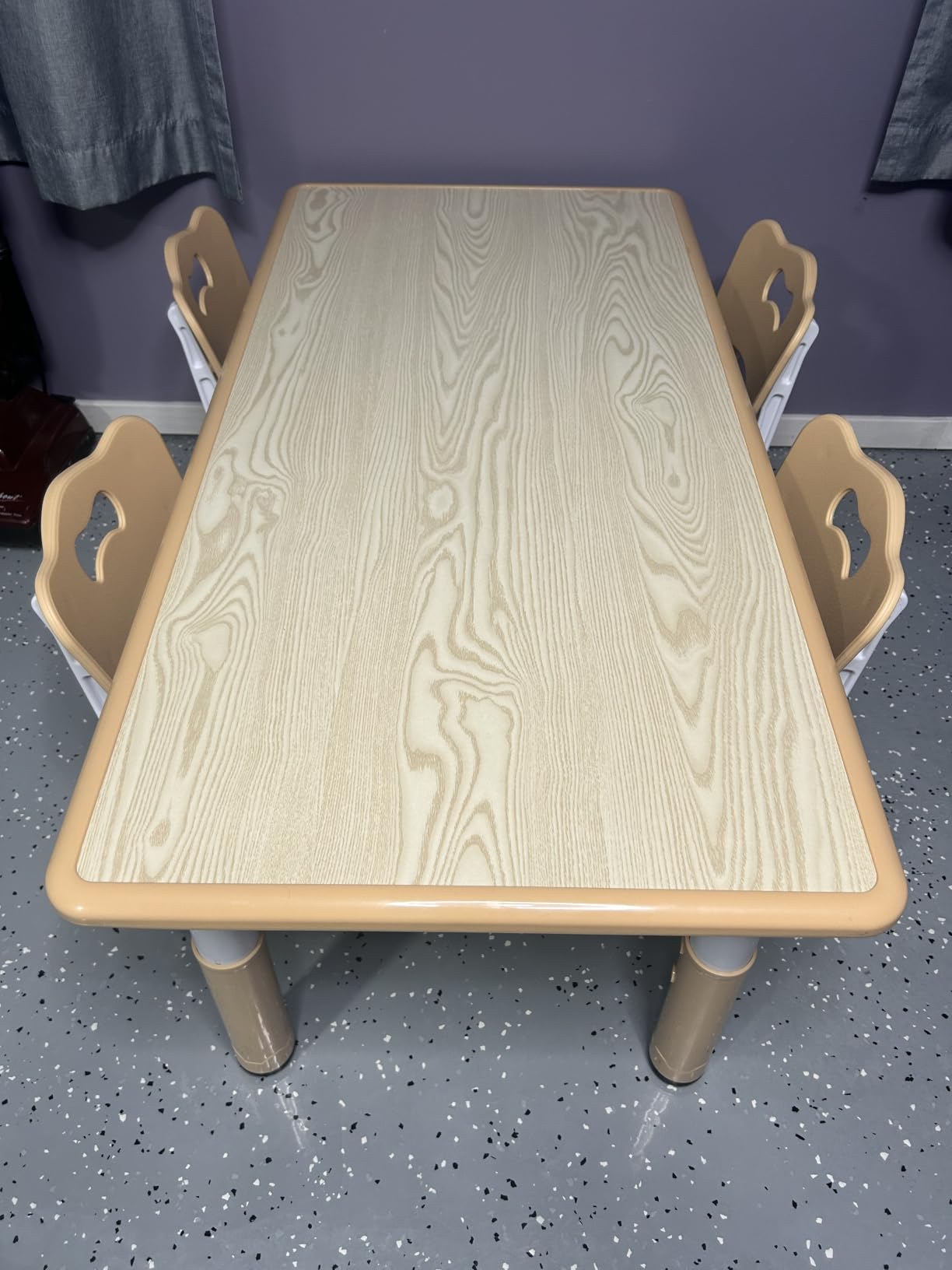 Brelley Height Adjustable Toddler Table and 4 Chairs Set, Beige customer photo 2