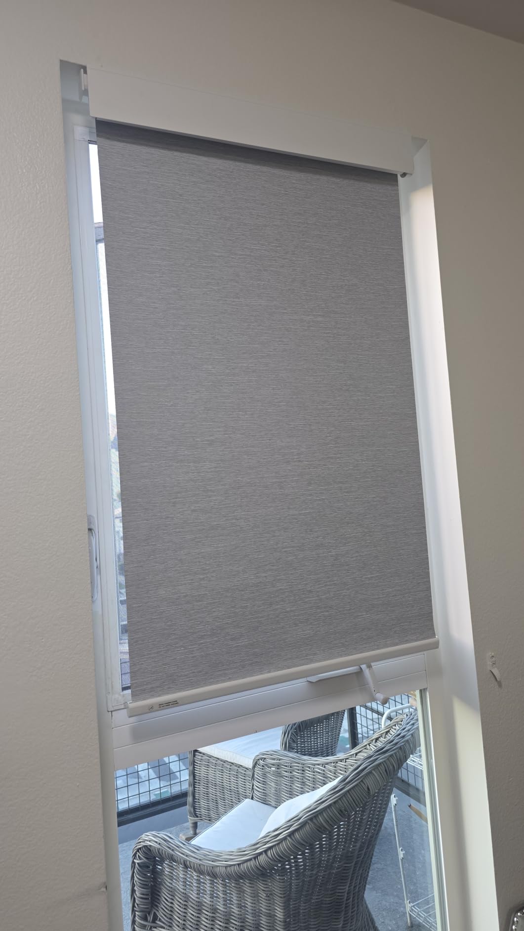 Smart Motorized Blinds with Remote, Cordless No-Drill Automatic Roller Shades, Blackout Electric Blind for Windows, White, 34 x 72 customer photo 1