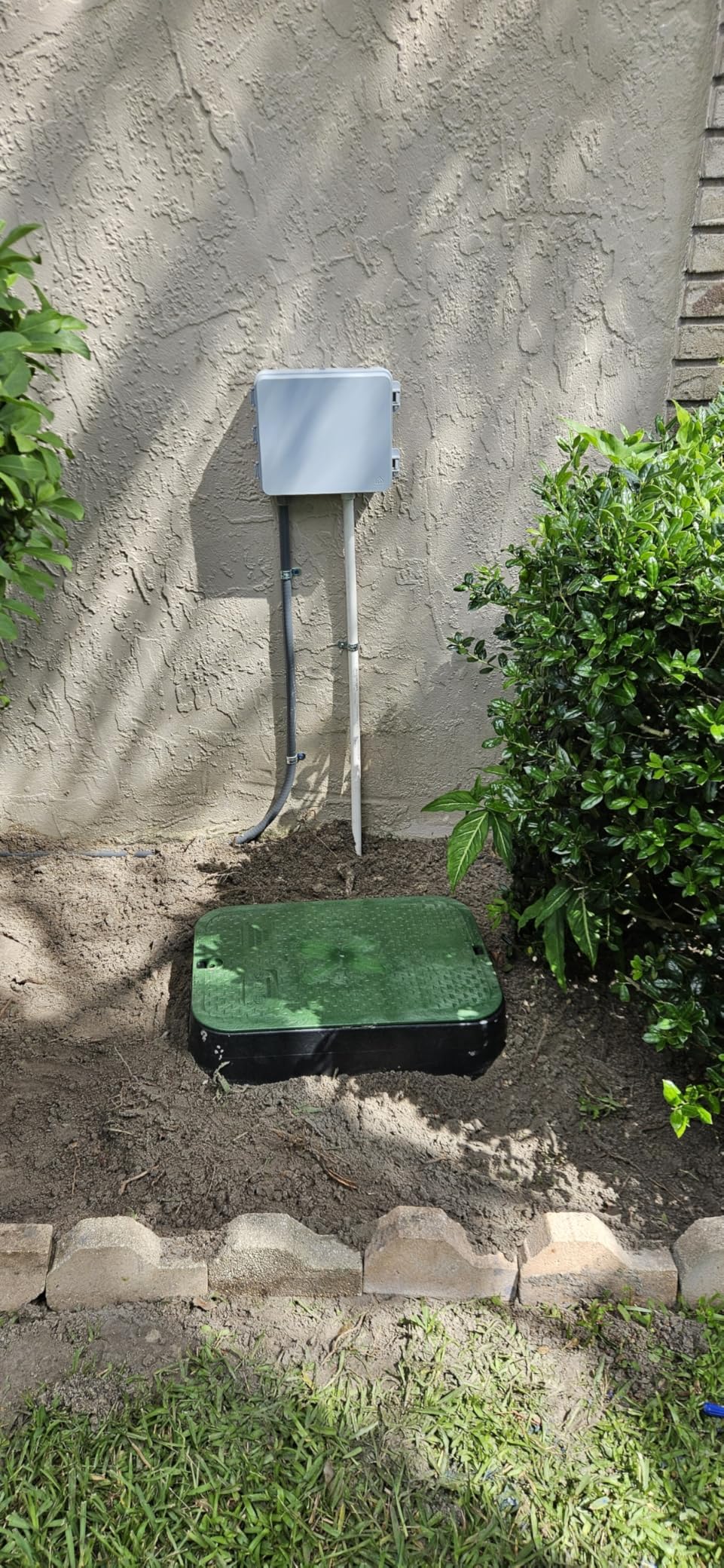 Yardian Pro Smart Sprinkler Controller (6-Zone) customer photo 1