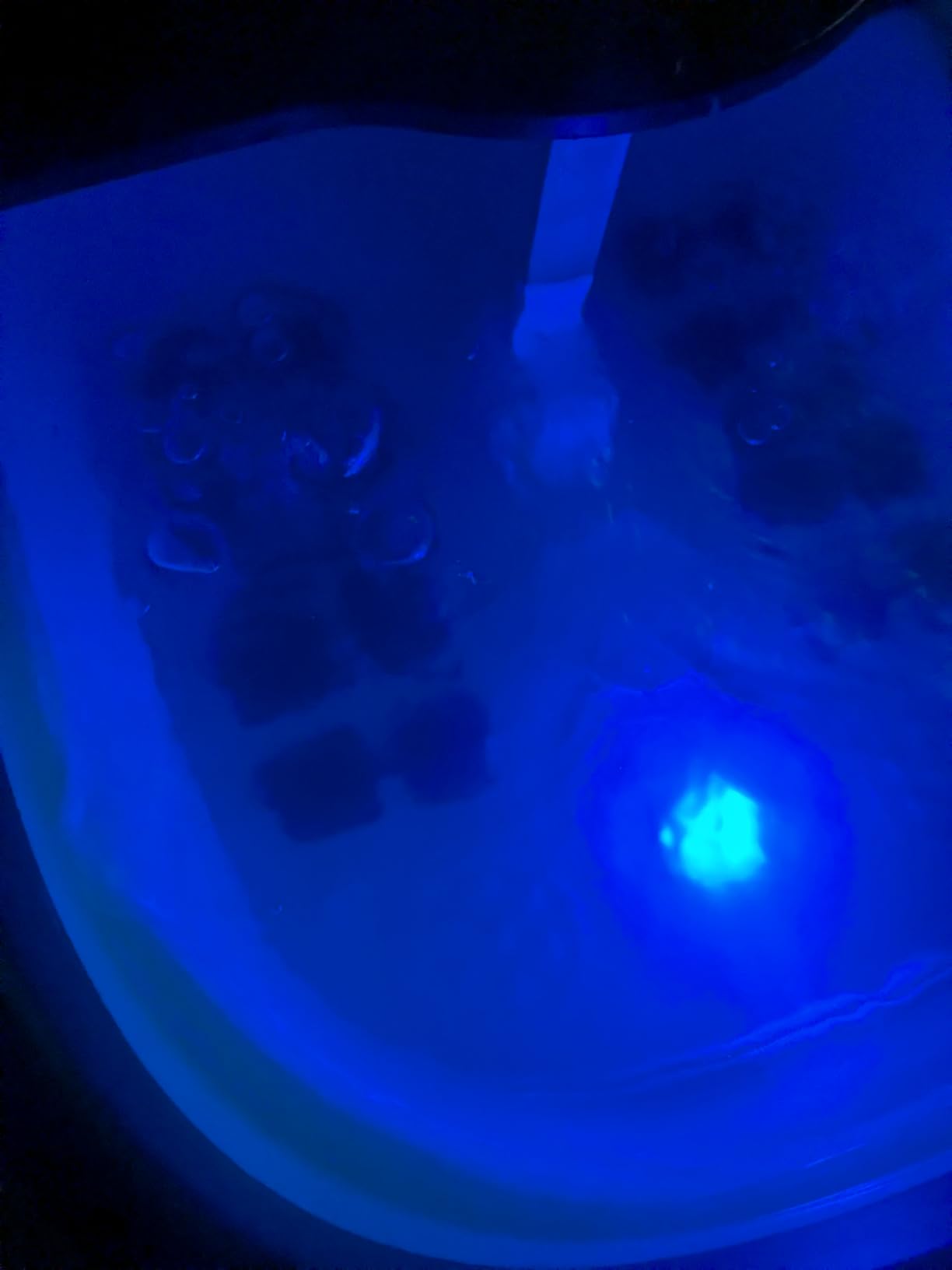 KNQZE Collapsible Foot Spa Bath with Heat & Bubble, Foot Soaking Tub with Timer and Red Light, 16 Rollers & Pumice Stone, Warm Water Foot Bath customer photo 1