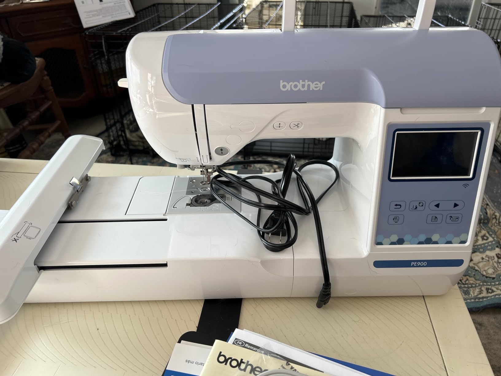 Brother PE900 Wireless Embroidery Machine with WLAN, 5