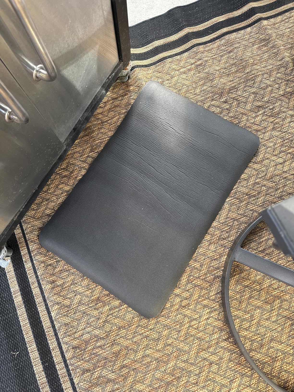 StepRite 4/5 Inch Thick Kitchen Mats for Floor, Kitchen Rug for Standing - Non-Slip, Thicker, Stain Resistant, Water Resistant, Comfortable Anti Fatigue Mat for Home, Office, Kitchen Floor - Black customer photo 1