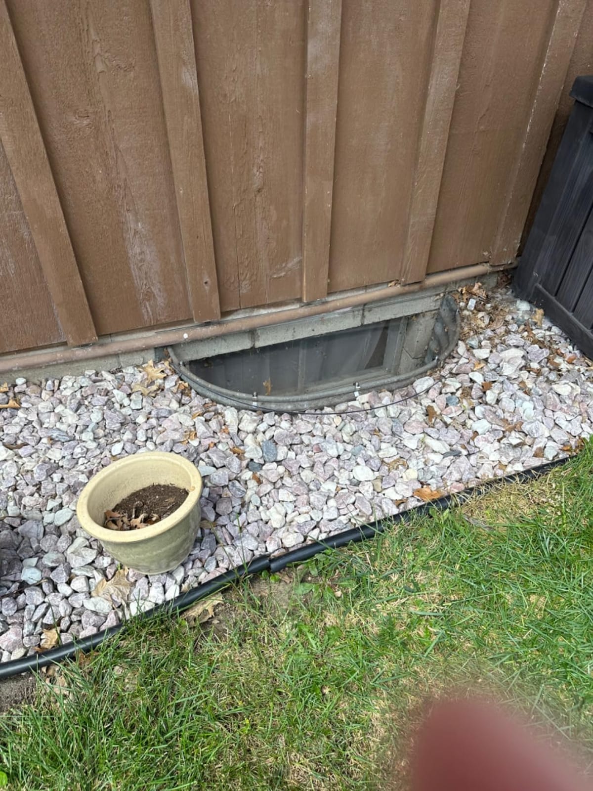 Clear Polycarbonate Window Well Cover Sloped Semi-Circle 39
