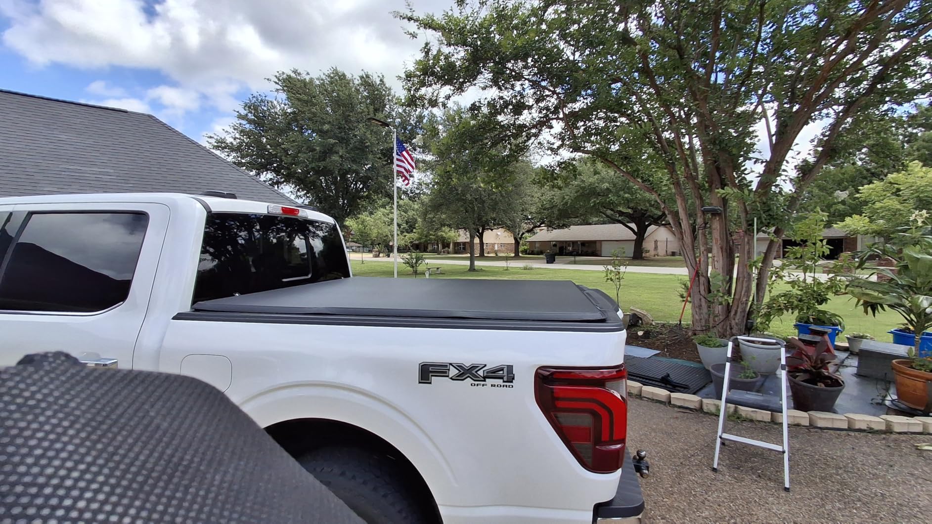 T3 Soft Tri-fold Truck Bed Tonneau Cover Compatible with 2021-2026 Ford F-150; Lightning | 5.5' (67