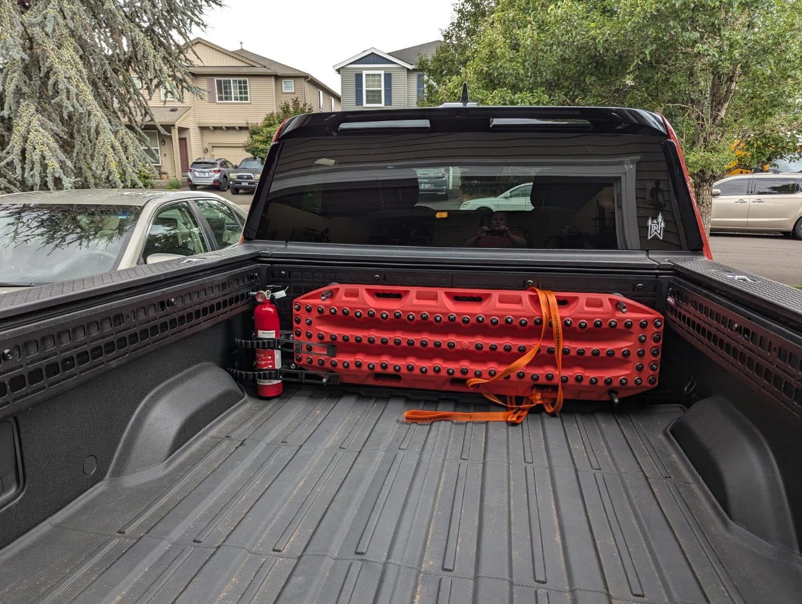 MAXTRAX Xtreme Vehicle Recovery Boards (Gunmetal Grey) customer photo 2