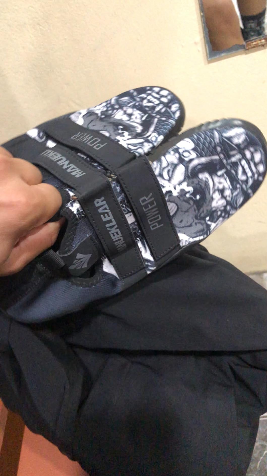 MANUEKLEAR Deadlift Shoes - Weight Lifting Shoes for Men Women - Weightlifting Squat Shoes Fitness Cross-Trainer Barefoot Gym Training Sneakers customer photo 2