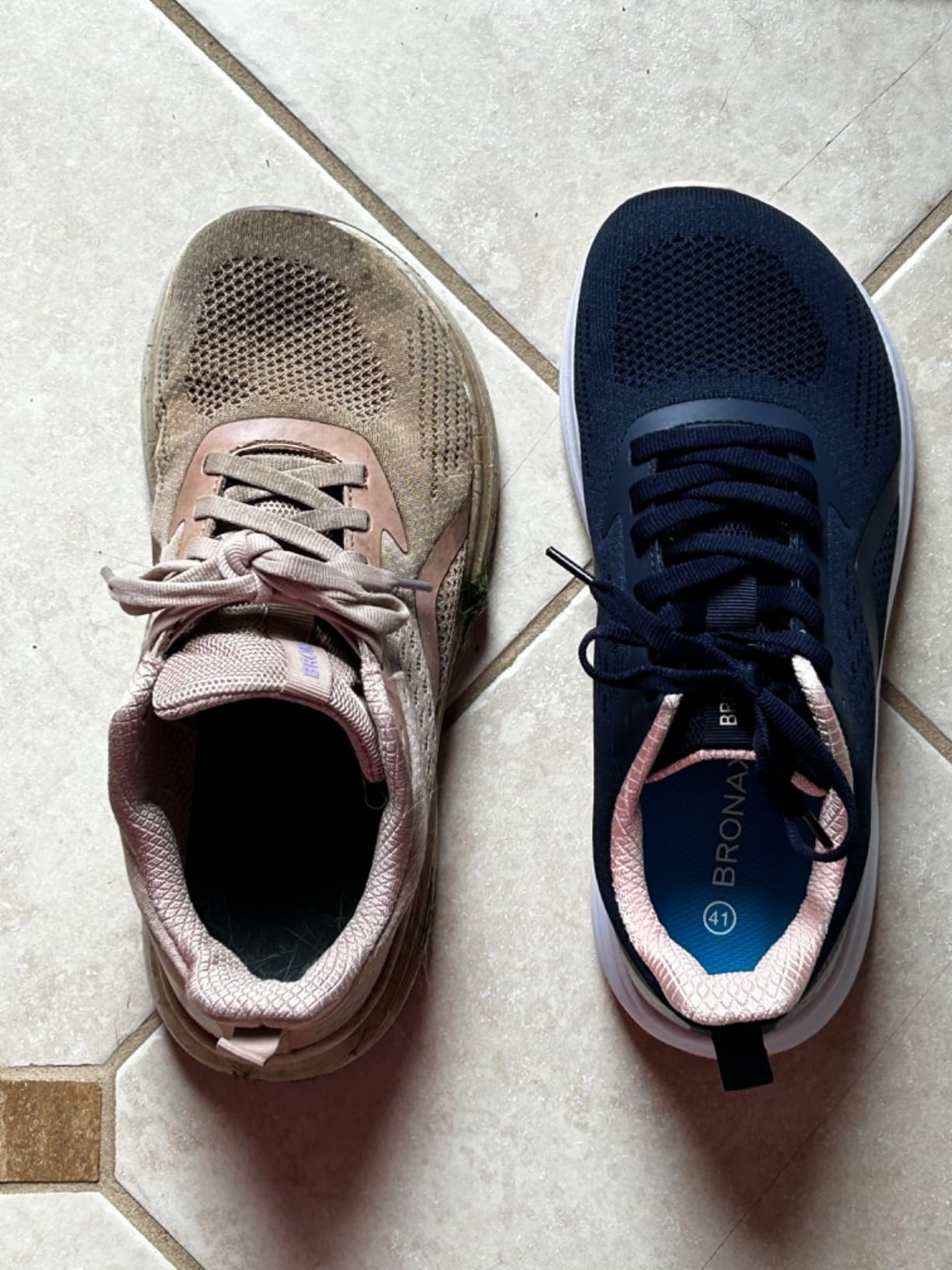BRONAX Womens Wide Toe Box Road Running Shoes S71 customer photo 1