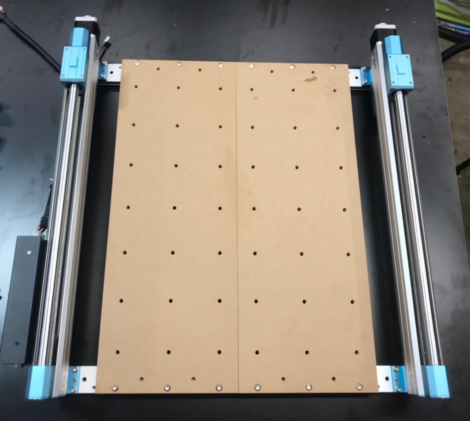 Genmitsu 4040-PRO CNC Router Machine for Metal Acrylic Cutting Milling customer photo 2