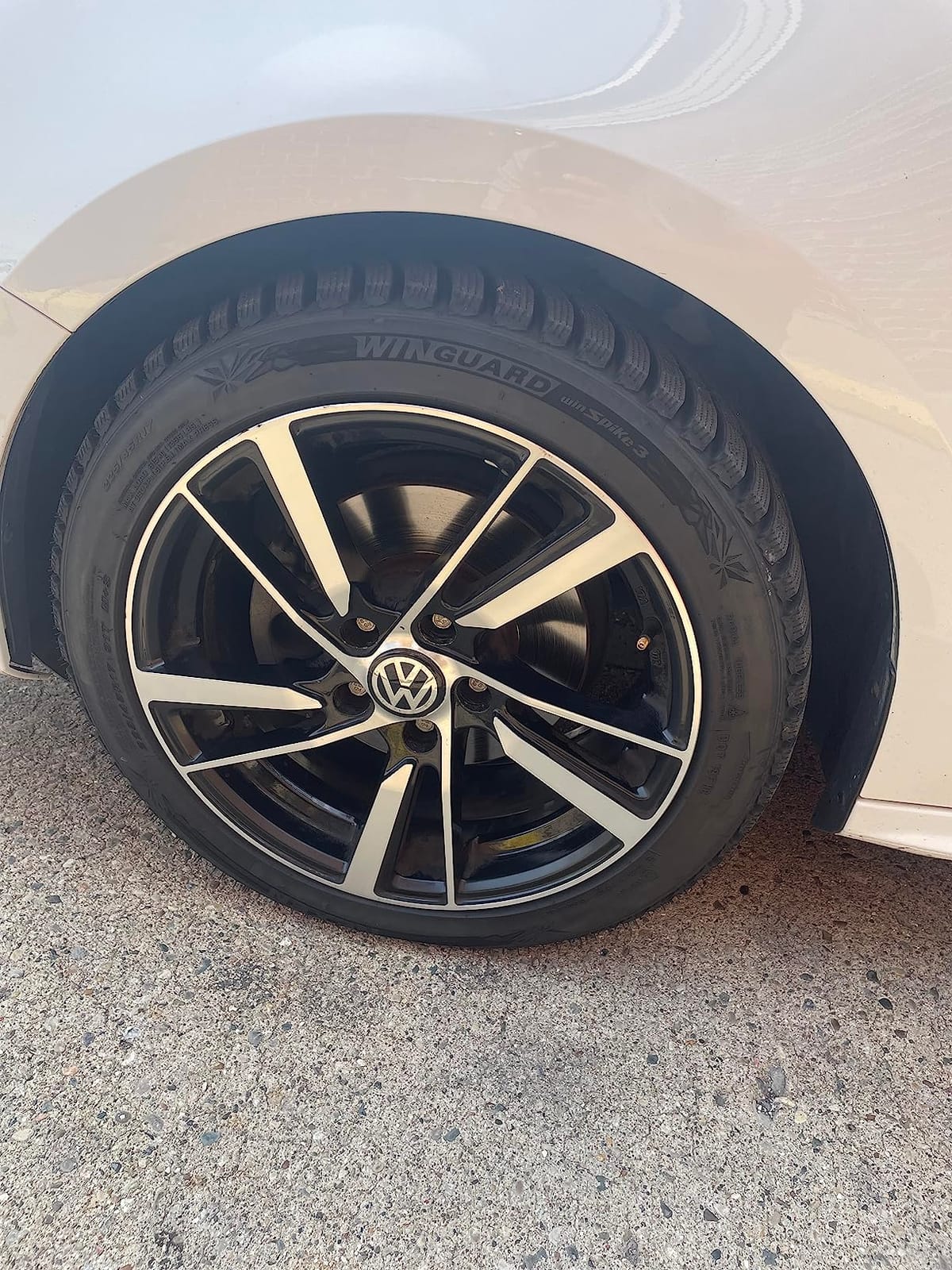Nexen Winguard Winspike 3 Winter 265/50R20 107T Passenger Tire | Truck/SUV Highway Studdable Winter Traction 107T Rated Standard Load Radial Construction Black Sidewall Tire customer photo 2