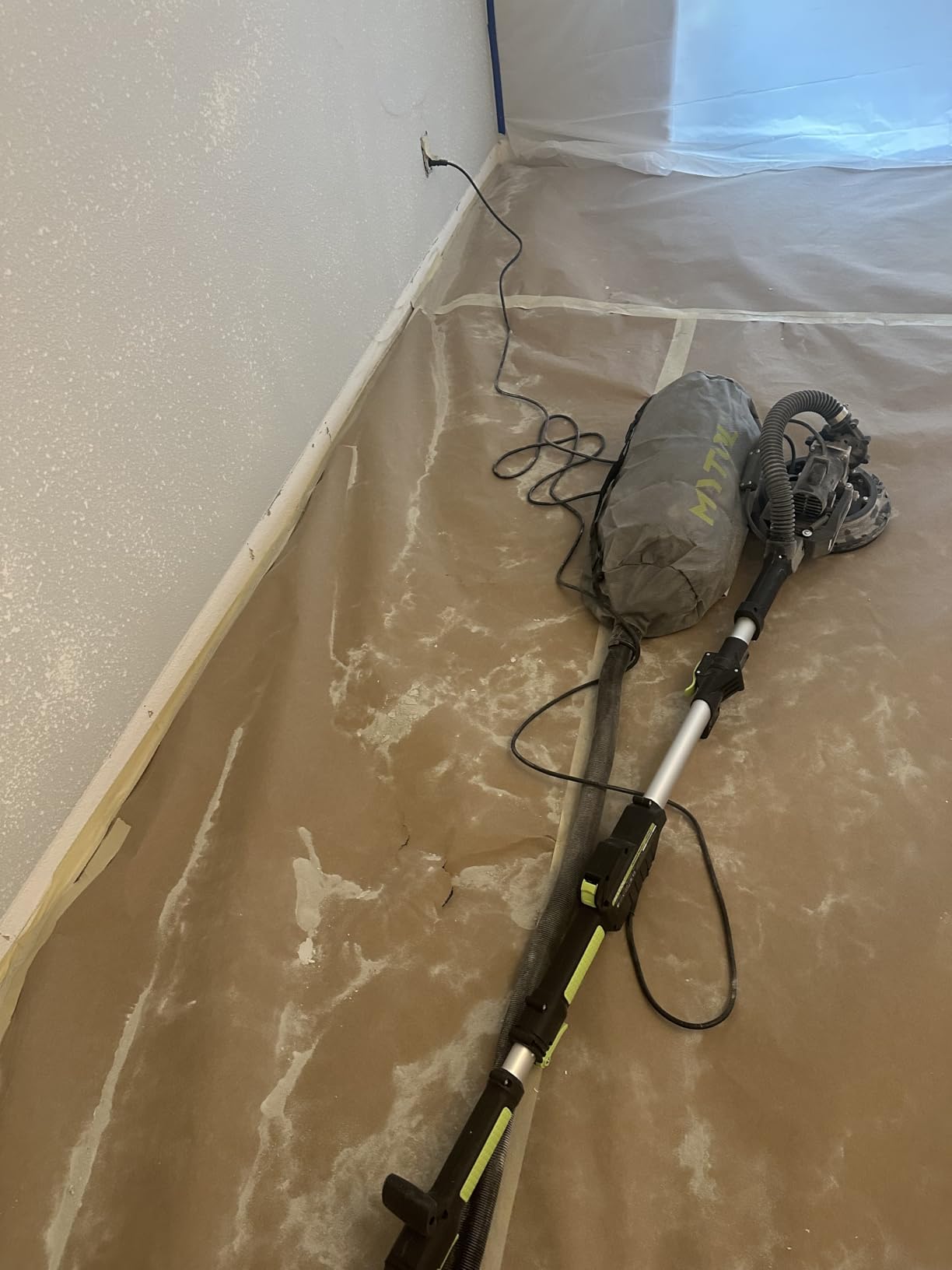 MYTOL 7.2A Drywall Sander with Vacuum, LED, 6-Speed | Digital display 900-1800RPM, foldable & extendable handle, 7.2A copper motor, vacuum dust collection customer photo 1