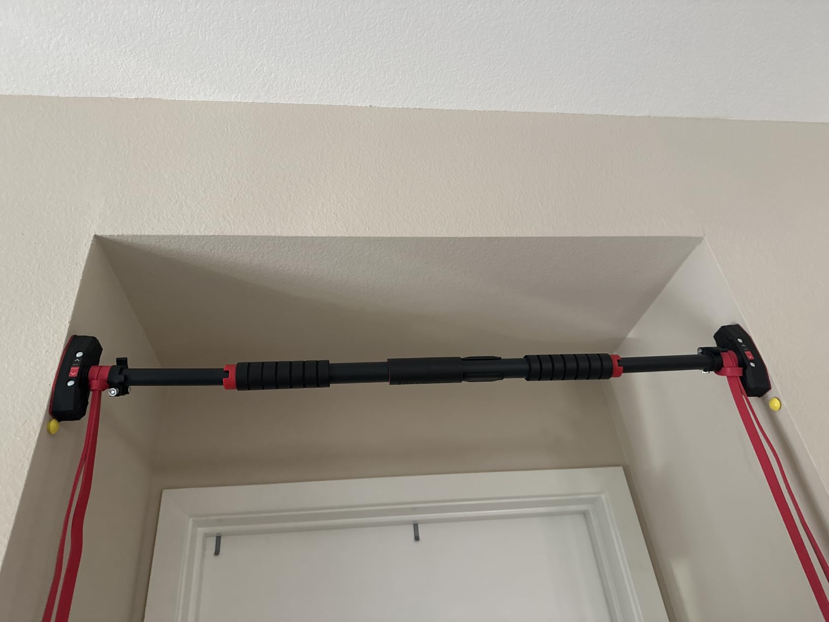 Pull Up Bar for Hallway or Doorway 6-piece Set with Two Attachable Resistance Bands/Handles, Training Manuals, No Screws Chin Up Bar, Max 680lbs, Width options: 27-37