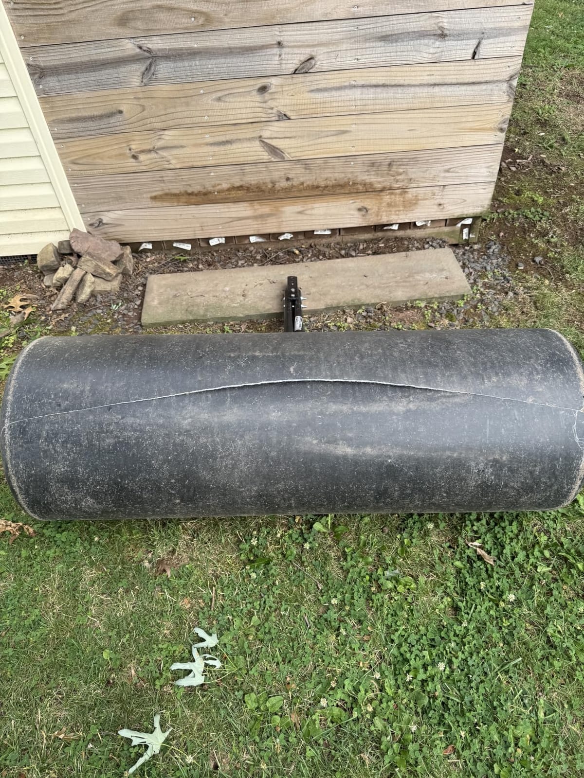 Agri-Fab 18 in x 48 in Tow Behind Poly Lawn Roller for Lawn and Garden Tractors, 550 lb Water Capacity, Made in USA customer photo 2