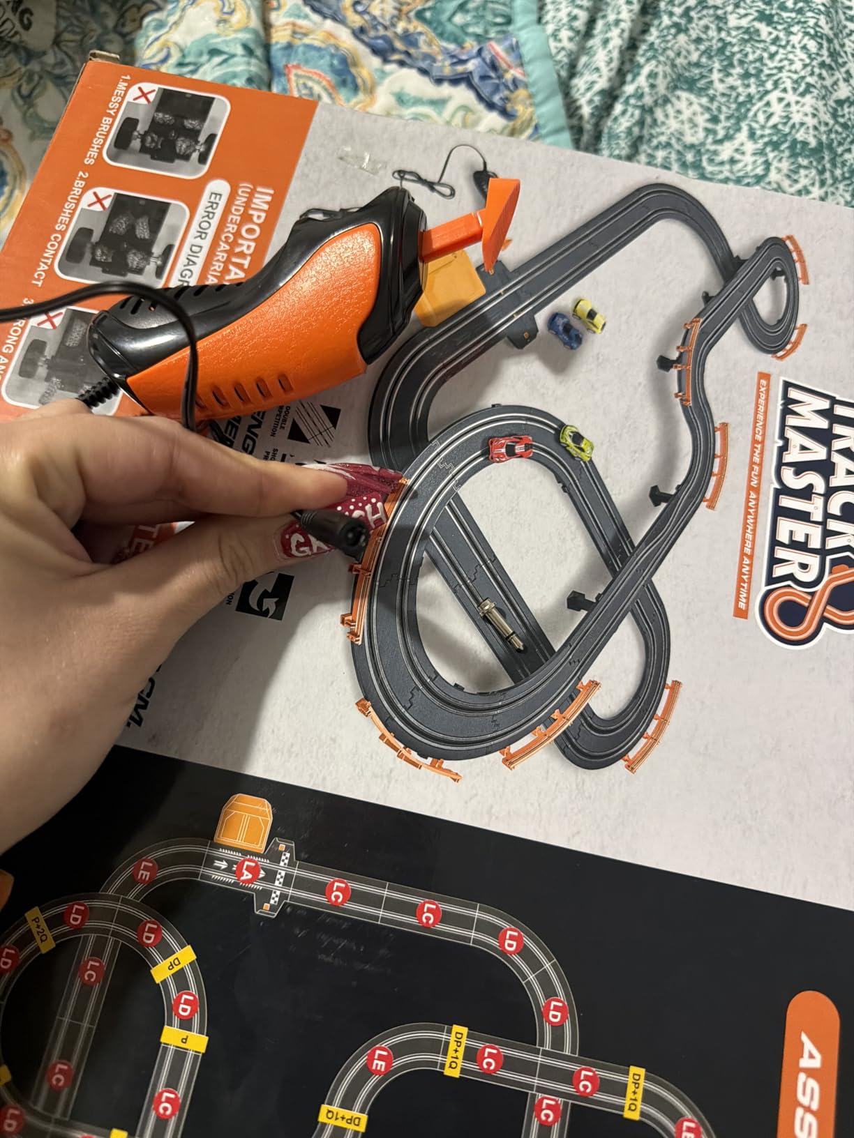 Slot Car Race Track Sets with 4 High-Speed Racing Car, Battery or Electric Race Car Track for Boys and Kids, Dual Racing Game Lap Counter Circular Overpass Track, Gifts Toys for Boys Kids Age 6 7 8-12 customer photo 2