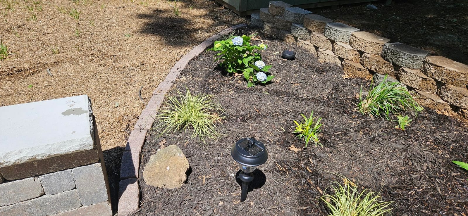 Beuta DIY Dig-Free Polyrock Landscape Edging Start Brick - First Piece to Begin Your Landscaping Edging Project (1 Pc, Cobblestone) - Connects to Other Beuta Bricks customer photo 2
