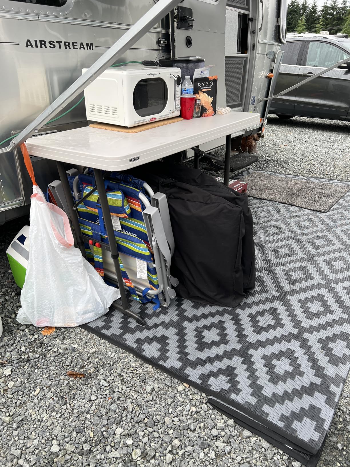 Reversible Mats, Plastic Straw Rug, Modern Area Rug, Large Floor Mat and Rug for Outdoors, RV, Patio, Backyard, Deck, Picnic, Beach, Trailer, Camping, Black & Brown, 6' x 9' customer photo 2