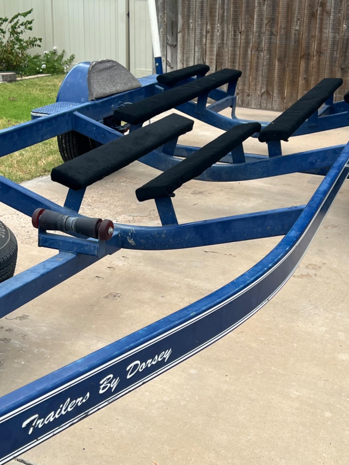 Boat Trailer Bunk Carpet Black, 13ft x 9in or 12in Roll, 1/4