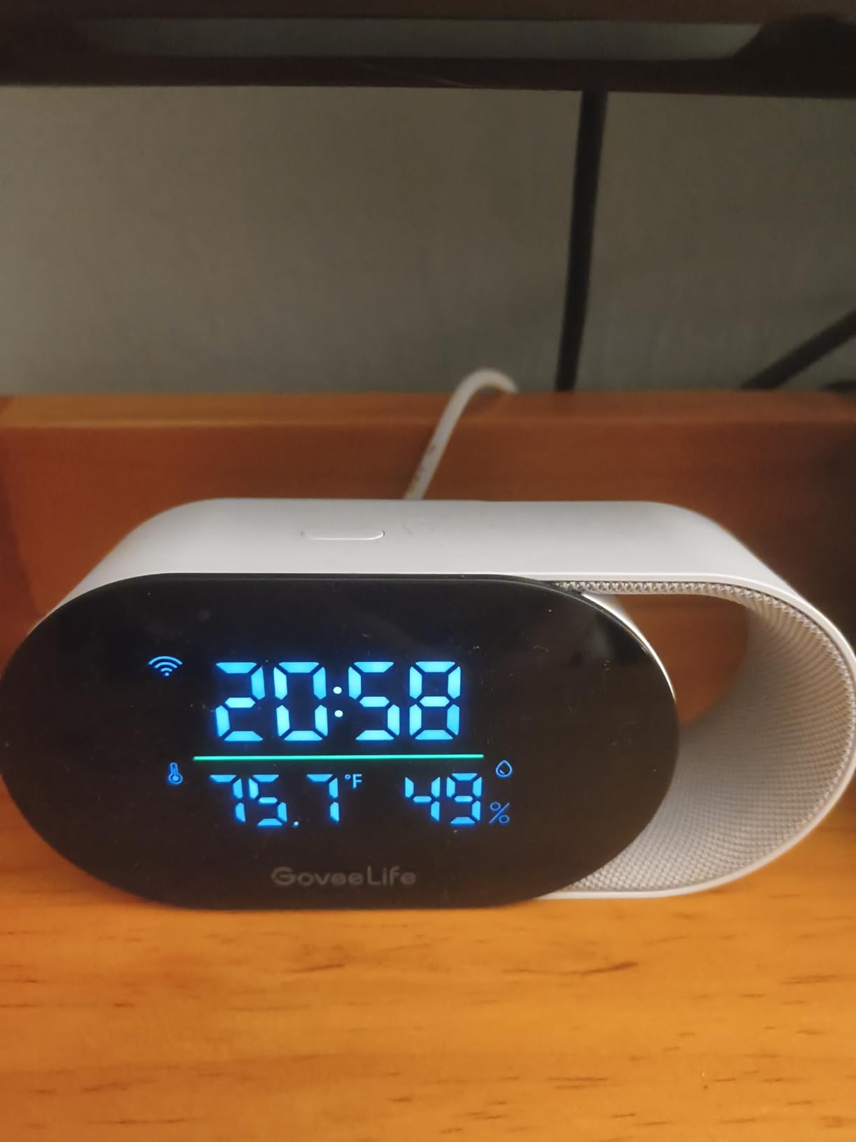 GoveeLife Smart Air Quality Monitor with PM2.5, WiFi, Temperature & Humidity Sensors, LED Display, 2s Refresh, 2-Year Data Storage, for Home & Office Wired customer photo 1