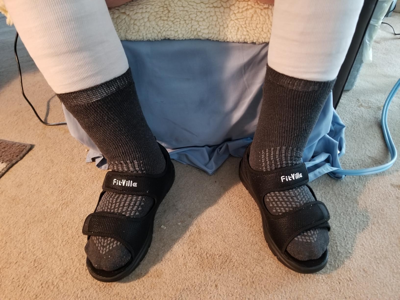 FitVille Diabetic Sandals for Men Wide Width with Arch Support, Men Diabetic Sandals Adjustable customer photo 1