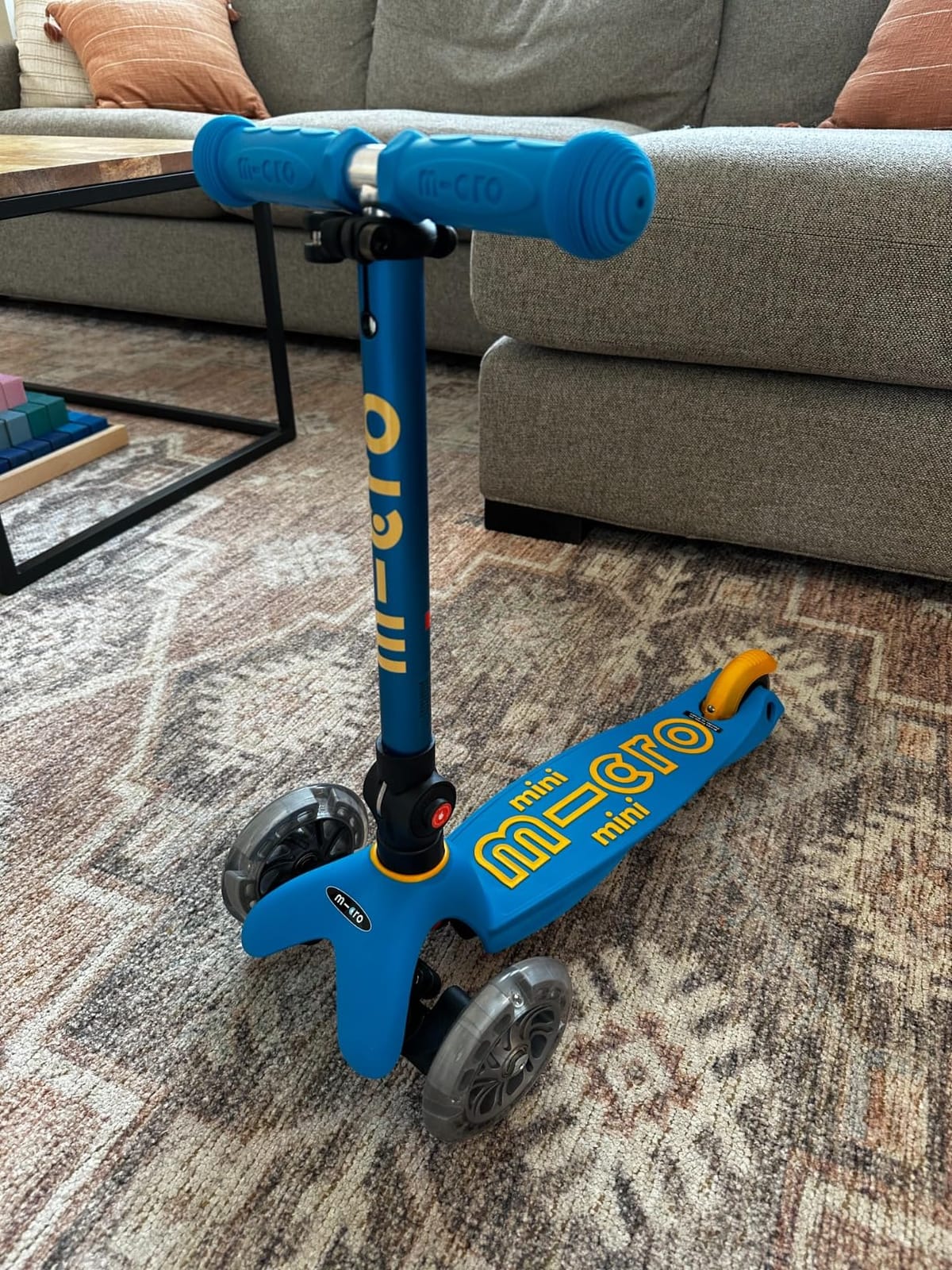 Micro Kickboard | Mini Foldable LED Kids Scooter for Ages 2-5 | Children up to 110 lbs | 3 Wheel Lean-to-Steer | Adjustable T Bar | Smooth Ride, Motion-Activated PU LED Wheels | Swiss Design customer photo 1