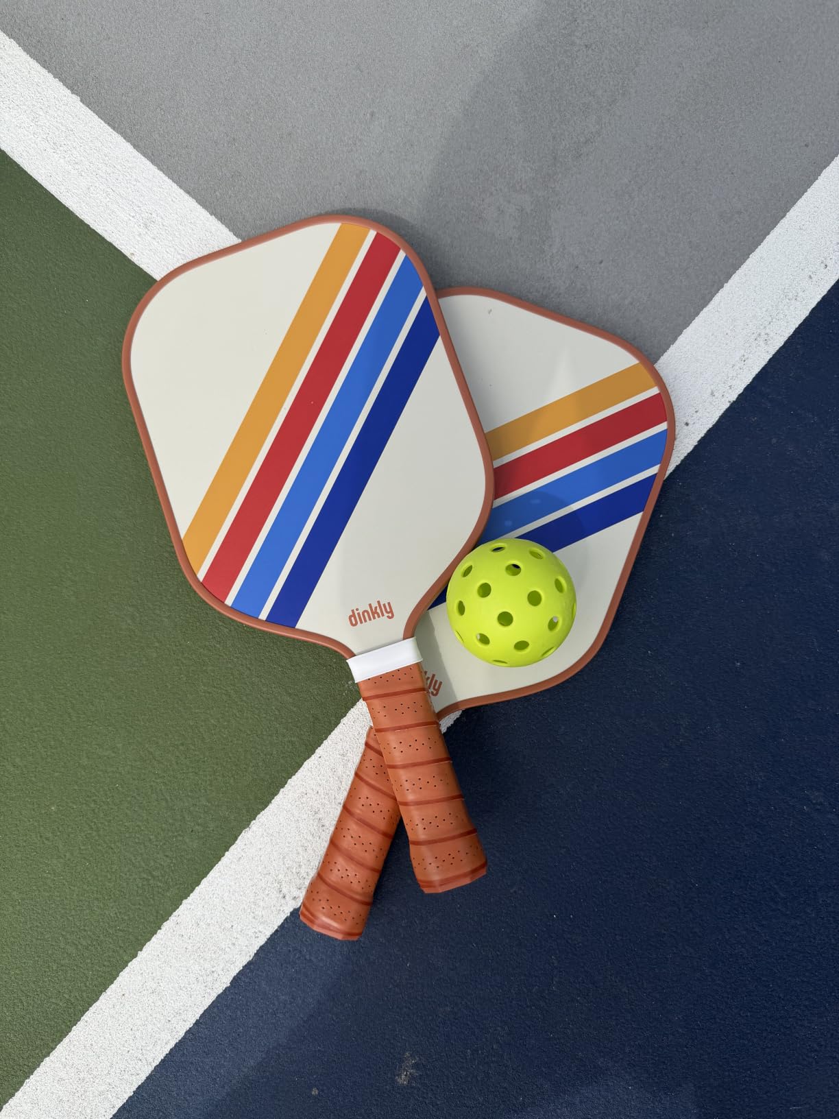 Pickleball Paddles Set of 2/4- USAPA Approved Graphite/Fiberglass Pickleball Racket, 2 Pickleball Rackets, 4 Balls and 1 Portable Carry Bag, Aesthetic Pickle Ball Set for Men Women Beginners customer photo 2