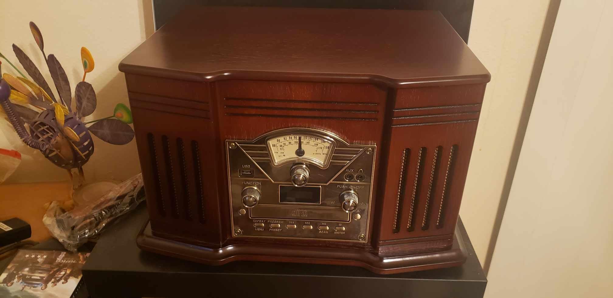 ClearClick All-in-One Turntable with 3-Speed Record Player, Bluetooth, CD, Cassette Tape, AM/FM Radio, Aux, USB, Built-in Speakers, Handmade Wooden Exterior customer photo 2