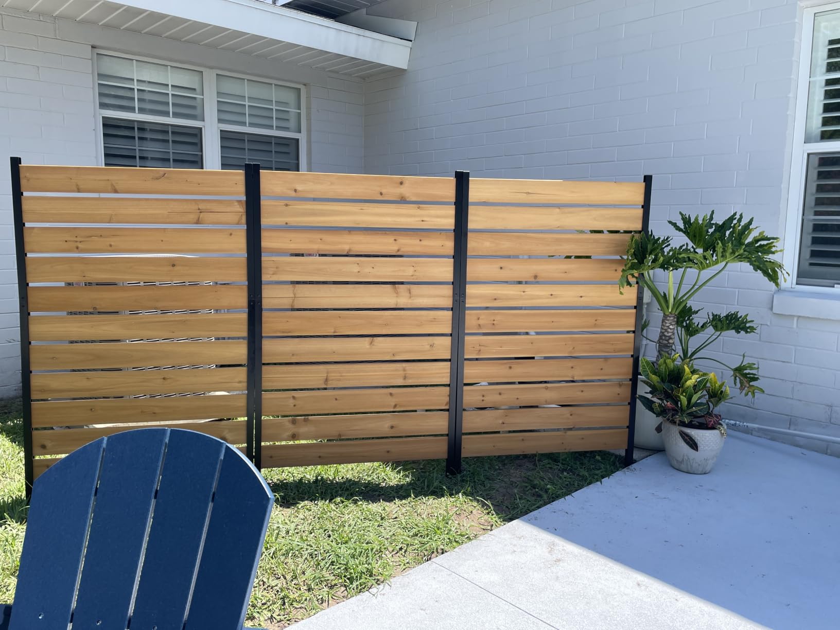 Enclo Concord Privacy Screen, Cedar Wood DIY No Dig Kit | 5ftH x 3.2ftW, Pre-Stained, 1 Panel, Hide Trash Cans, EC18022 customer photo 1