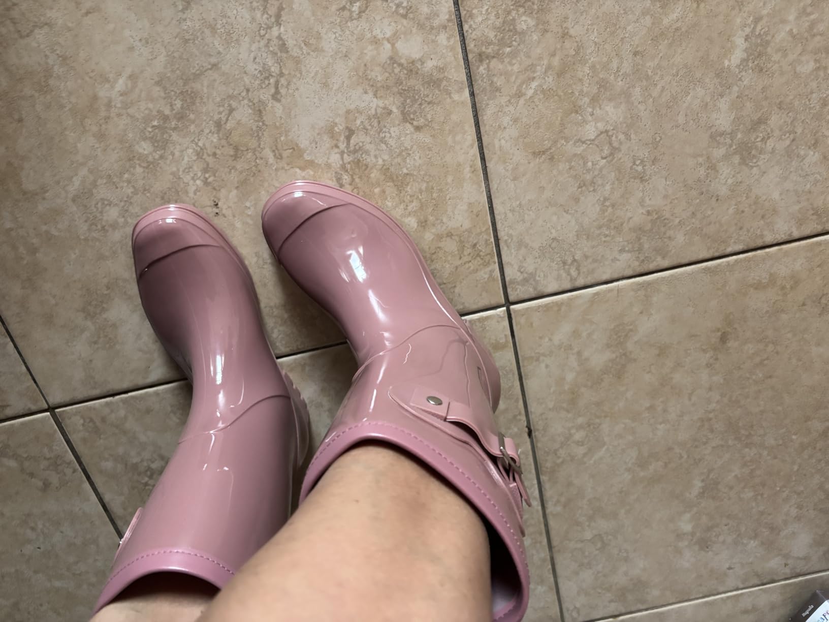 Women's Mid Calf Rain Boots Waterproof Fashion Garden Shoes Anti-slipping Rainboots For Women Comfortable Insole Light Rain Shoes customer photo 2