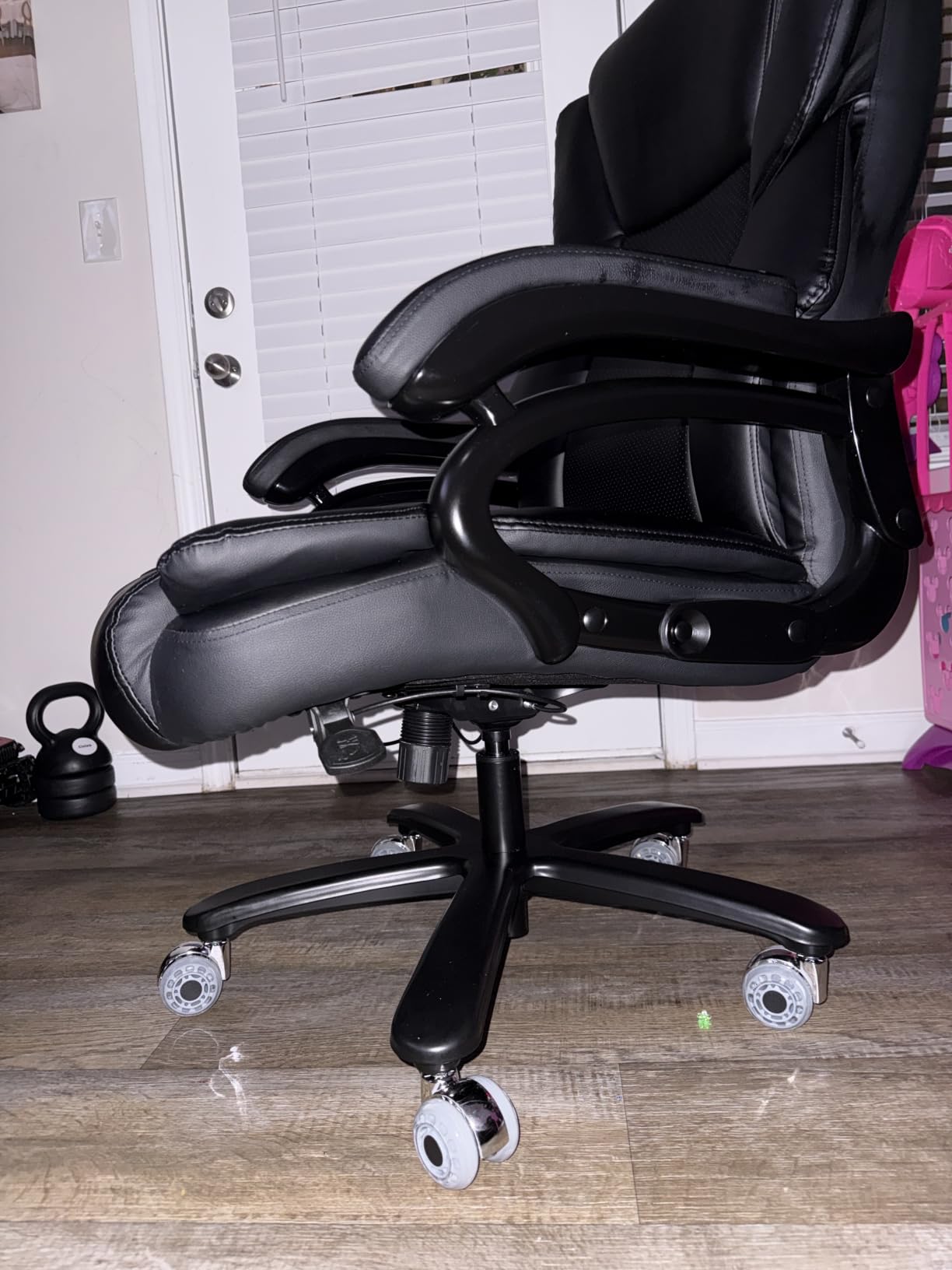 Big and Tall Office Chair, Heavy Duty Office Chair for Heavy People | High Back Executive Desk Chair with Adjustable Lumbar Support, Rubber Wheel, Pocket Spring Cushion customer photo 2