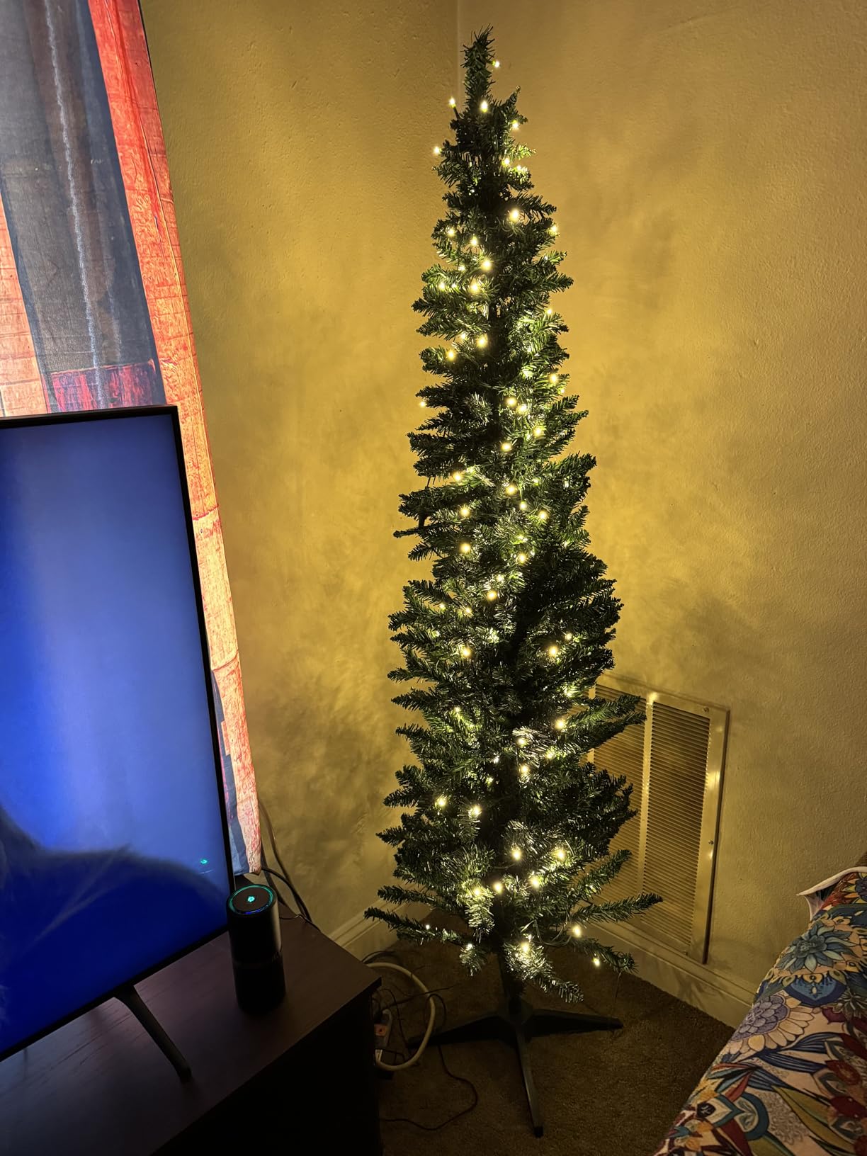 HOMCOM Noble Fir Artificial Pencil Christmas Tree Prelit 6' Green | Slim, 200 Warm White LED Lights, 390 Tips, Christmas Decoration customer photo 2