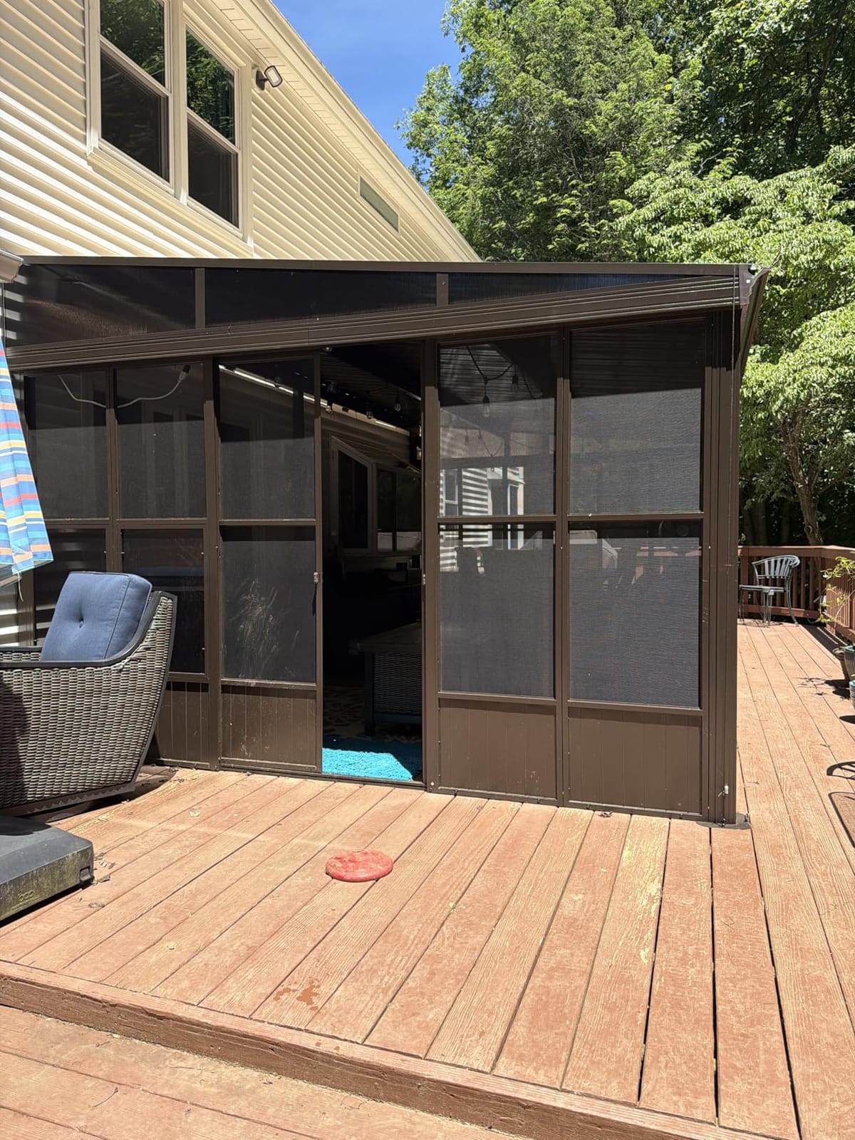 Domi 10x12FT Sunroom, Wall Mounted Sunroom Kit with Galvanized Steel Sloping Roof, Outdoor Sunroom Gazebo with Detachable PC Screen, 3 Sliding Double Doors, Lean to Sun Room for Patio, Deck customer photo 1