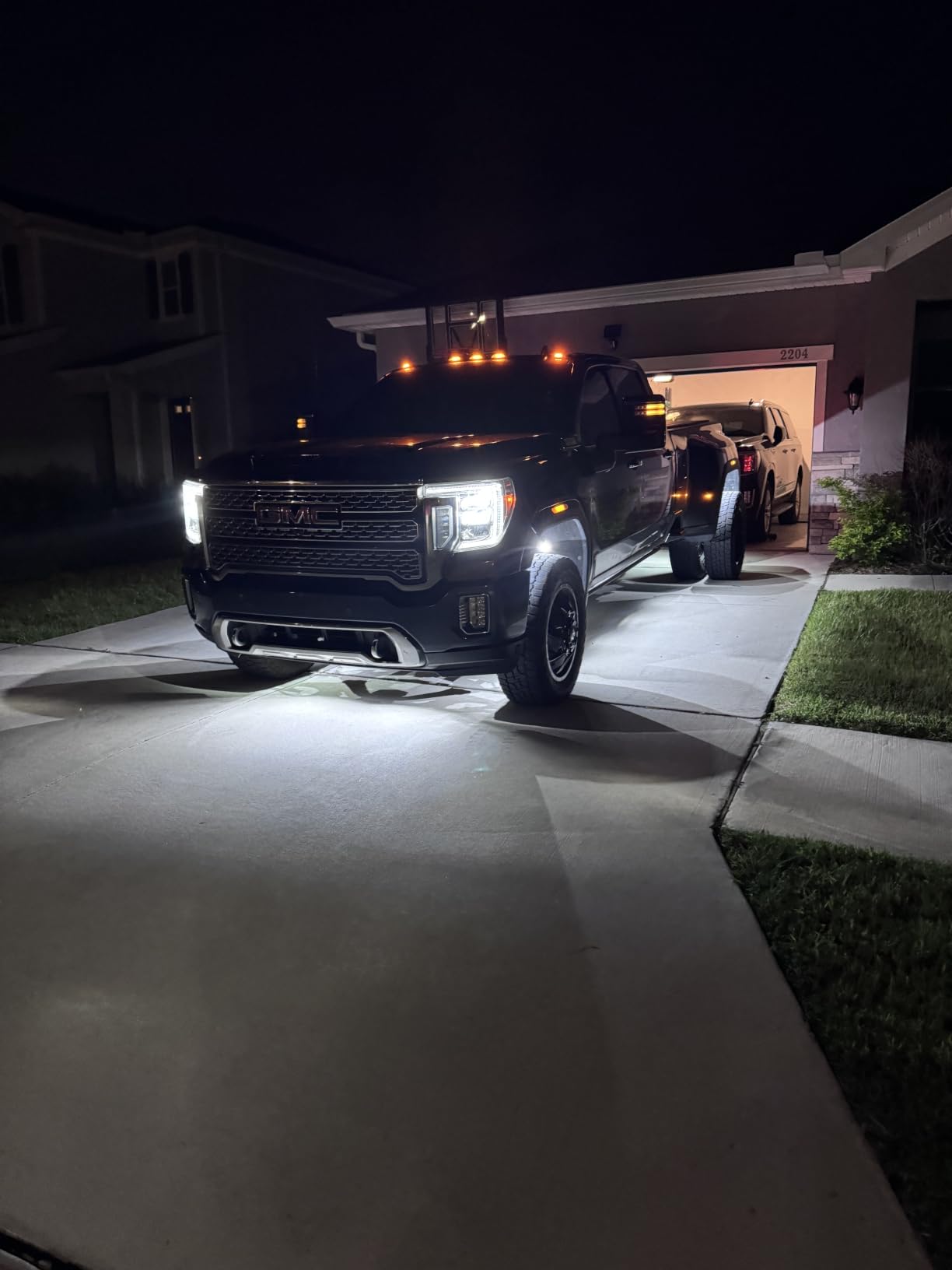 24 Pods White LED Rock Lights for Trucks UTV ATV SUV RZR Pickup | Aluminum Pure White Neon Underglow Wheel Well rock Lights for Off Road Pickup Car RV Boat Golf Cart Motorcycle trailers customer photo 2