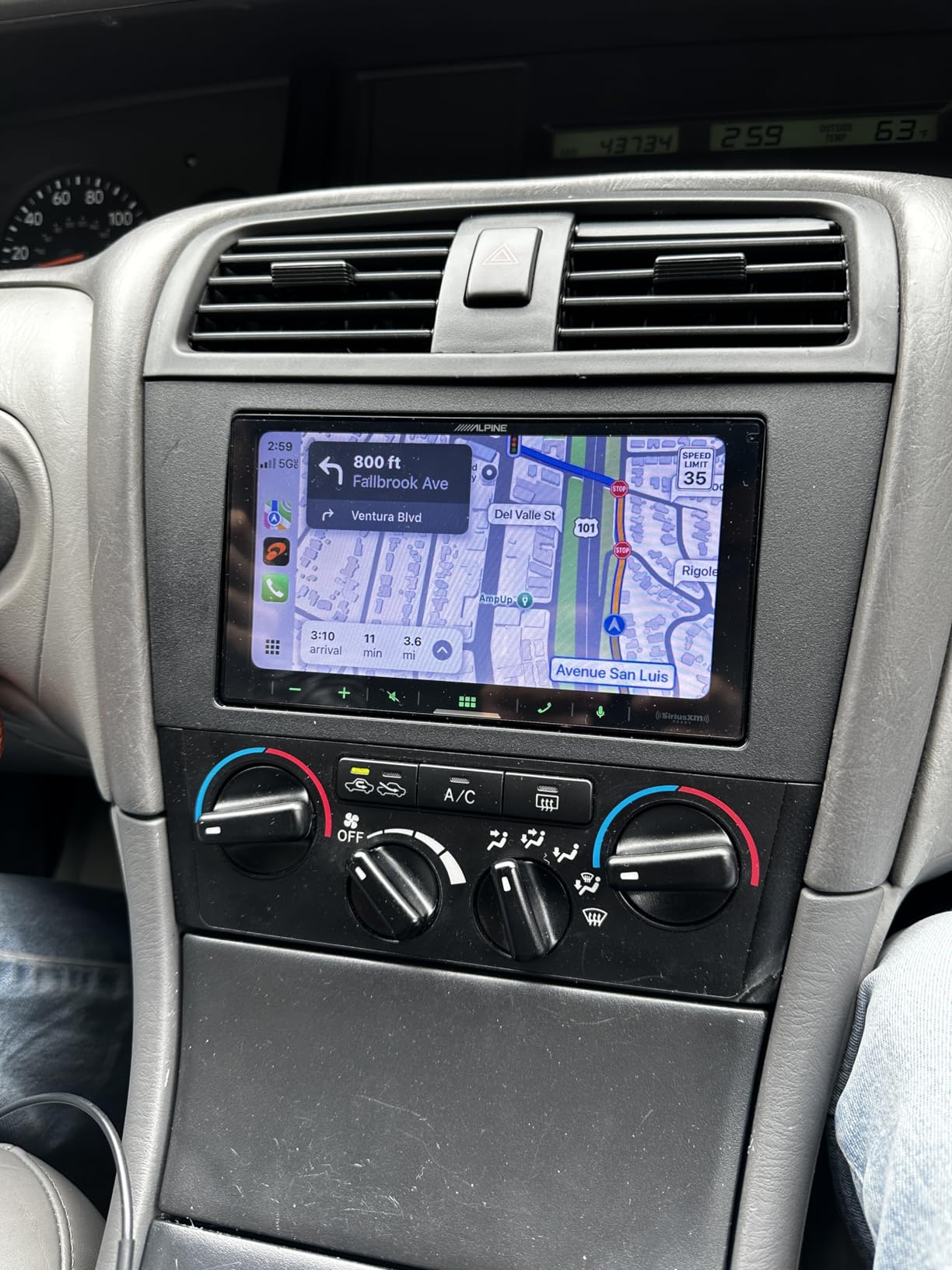 Alpine iLX-W670 Digital Multimedia Receiver with CarPlay and Android Auto Compatibility - Shallow chassis, 7 inch touchscreen display, Bluetooth hands free calling, mechless car stereo customer photo 1