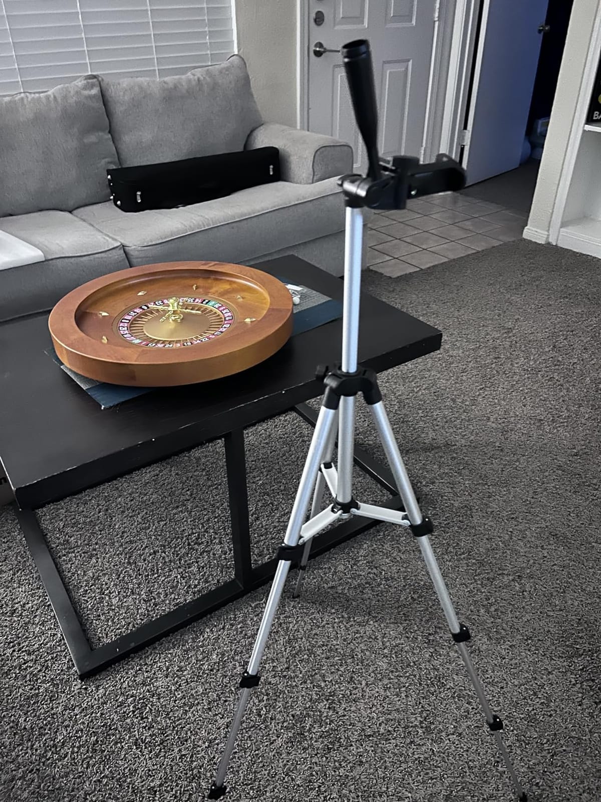 Leyndo 20 Inch Wooden Roulette Wheel with 4 Roulette Balls Casino Grade Precision Bearings Roulettes Wheel Turntable Leisure Table Games for Home Professional Use Night Party Game (Classic Pro) customer photo 1