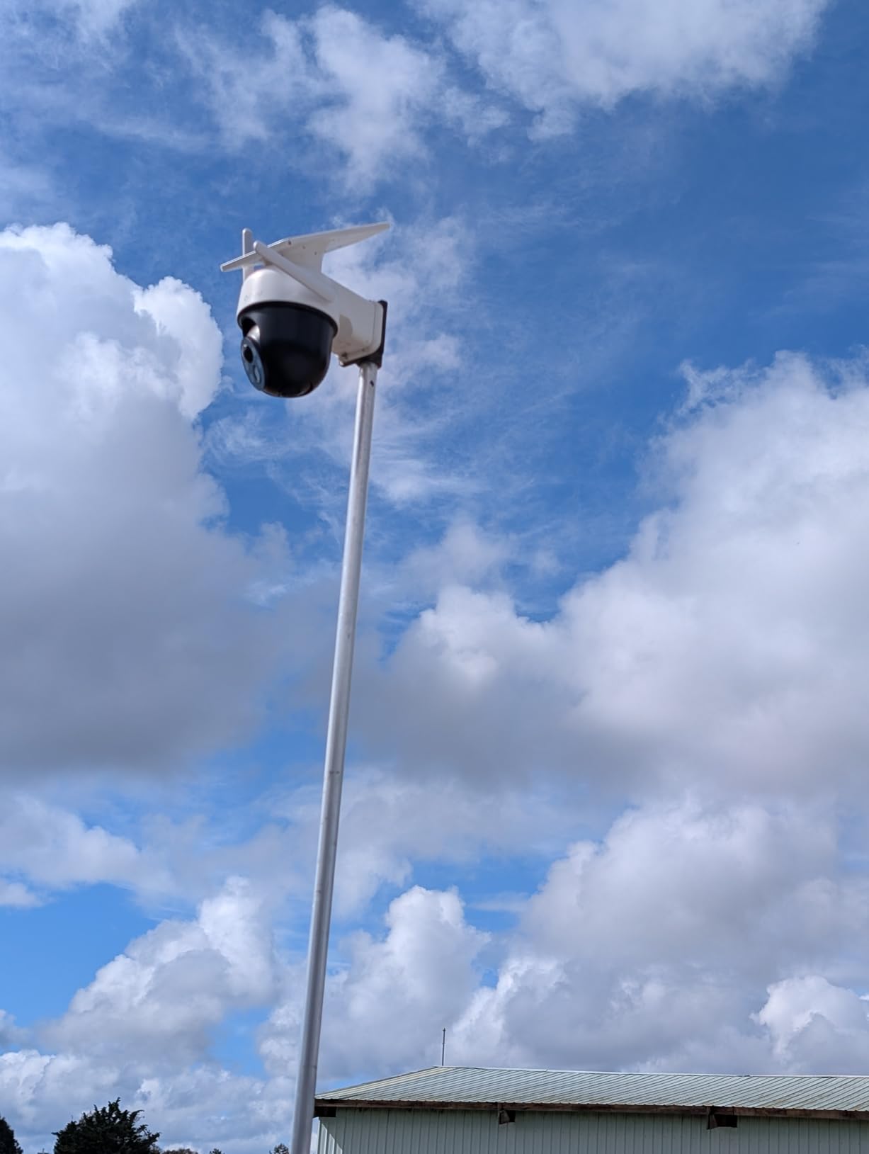 aosu Solar Camera Outdoor Wireless for Home Surveillance, Fixed Solar Panel | Easy to Set up, 360° Full Coverage, Auto Person Tracking, 2K Clarity & Full-Color Night Vision, Two-Way Talk, 2.4GHz WiFi only customer photo 1