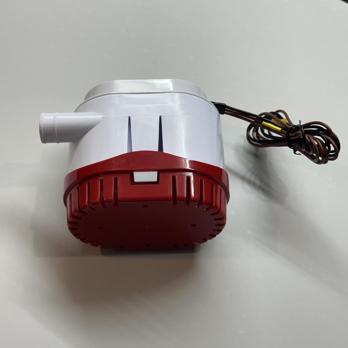 12V 2000GPH Automatic Electric Bilge Pump Marine Boat Submersible Water Pump with Built in Float Switch customer photo 2