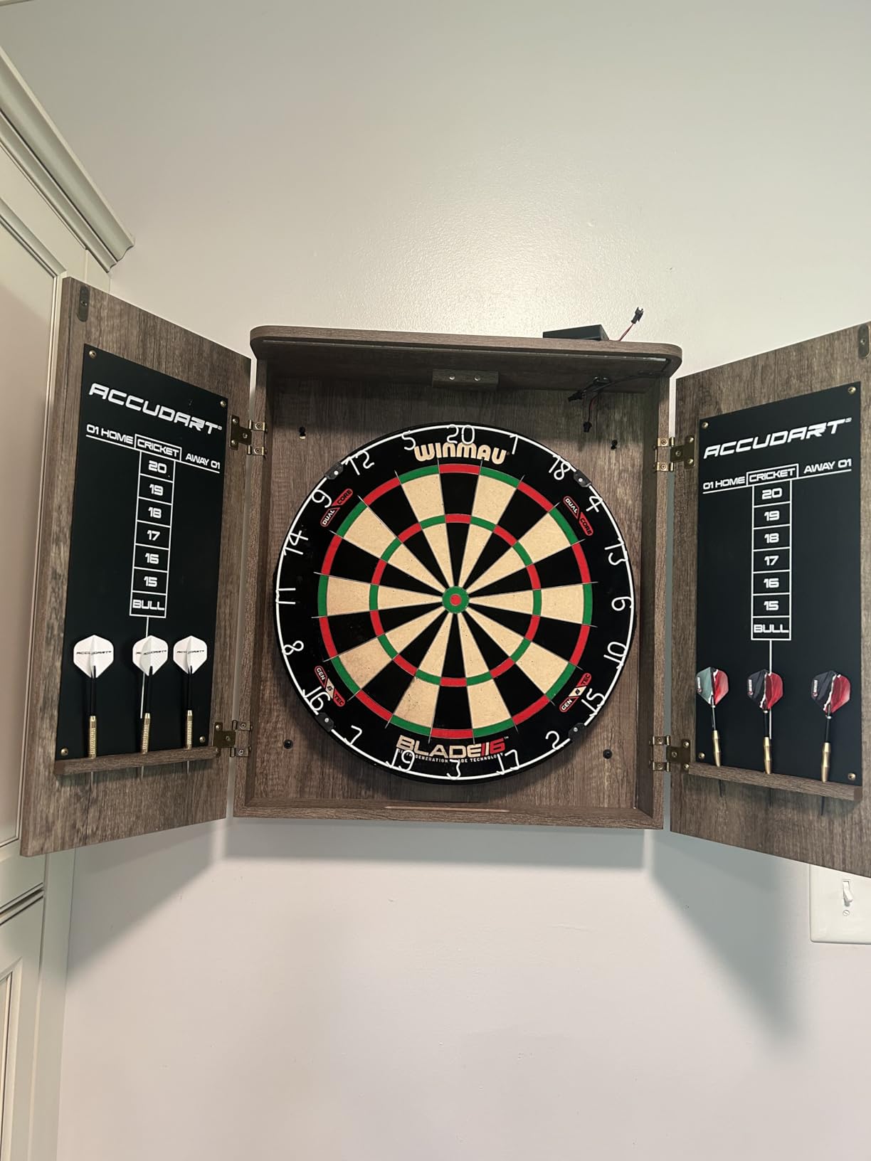 Accudart Match Pro Dartboard Cabinet Set - Official 18