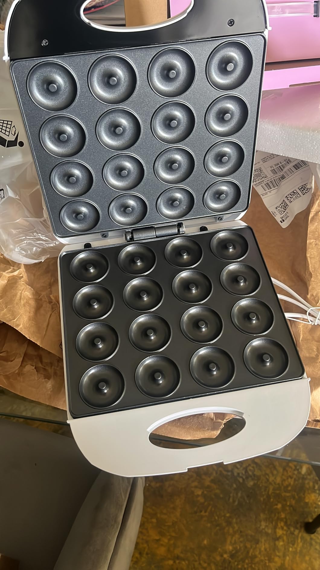 DSP Mini Donut Maker - Non-Stick, 6 Donuts, Cool-Touch | Quick 3-Min Baking, Indicator Lights, Easy Wipe-Clean, Breakfast/Snacks/Desserts, Electric Doughnut Machine, White customer photo 1