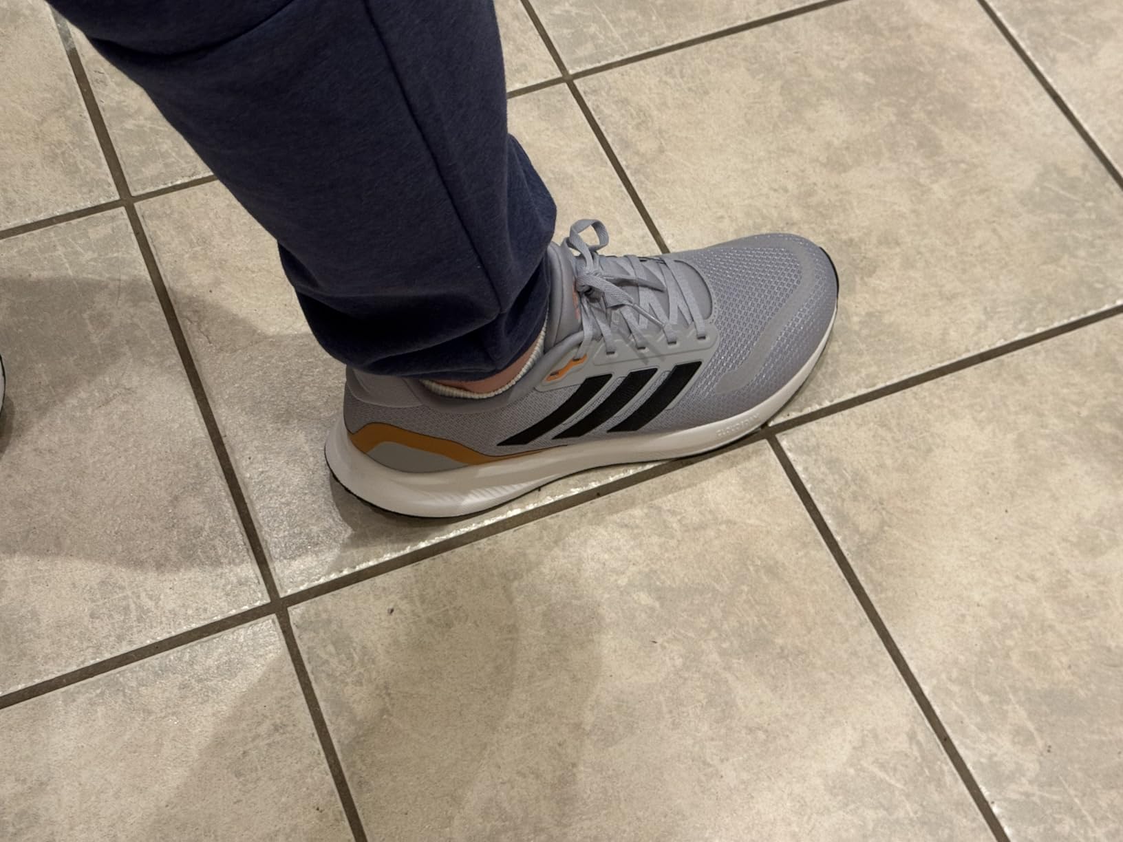 Adidas Mens Run Falcon 5 customer photo 2